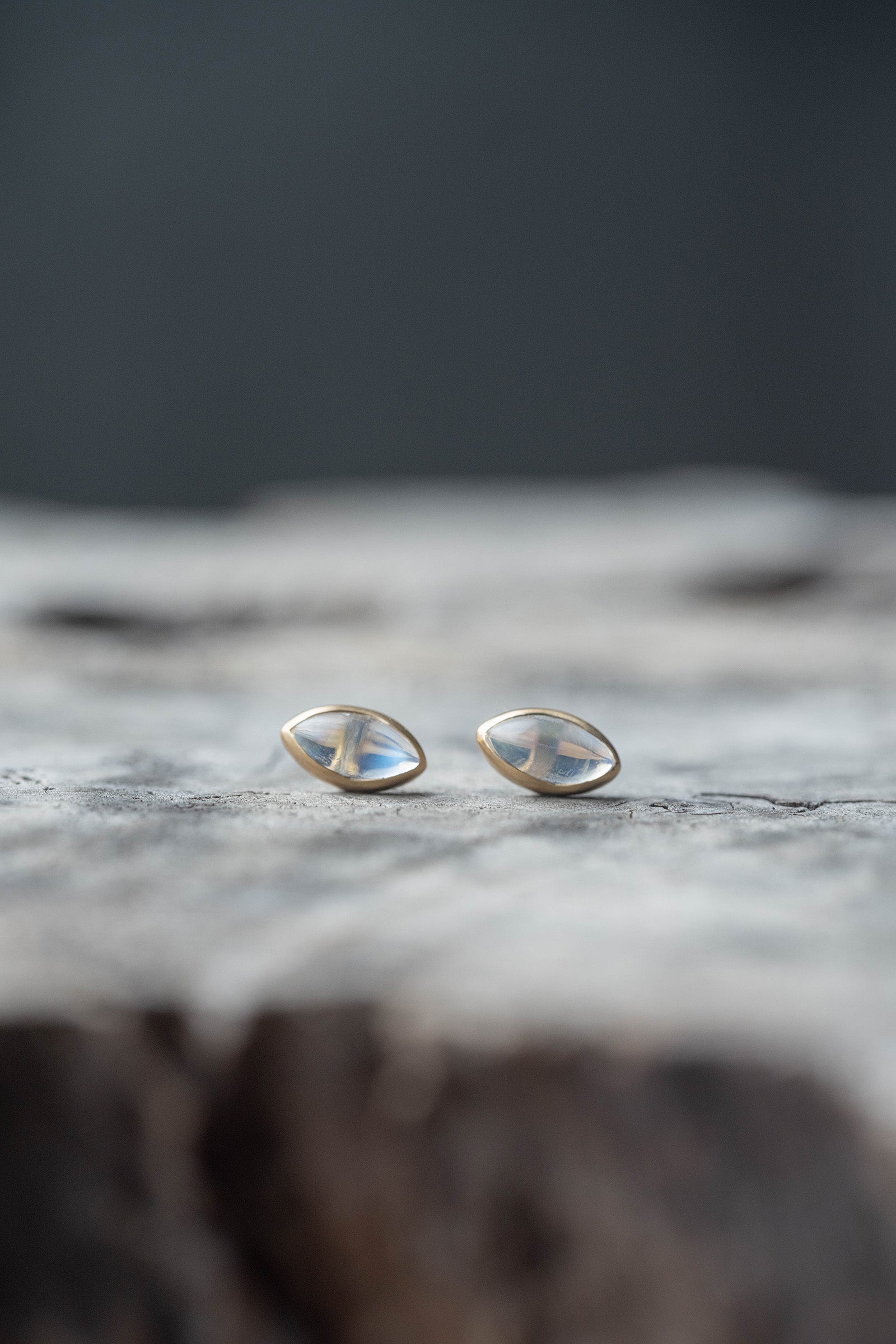 18K earrings pair  rainbow moonstone