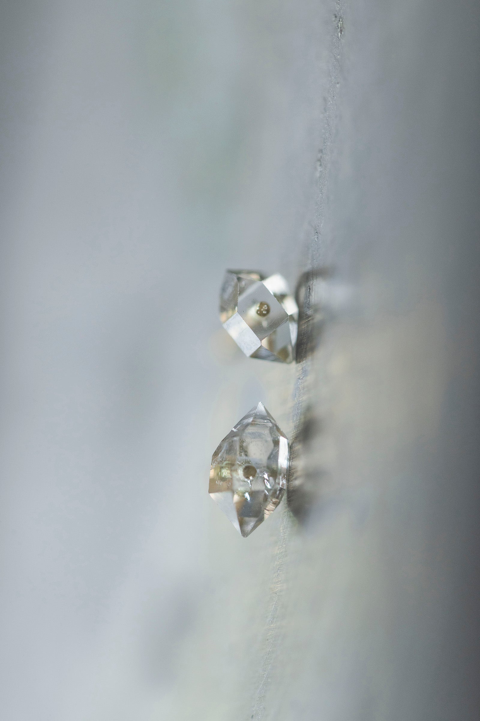 18K  herkimer quartz rough stone earrings (pair)