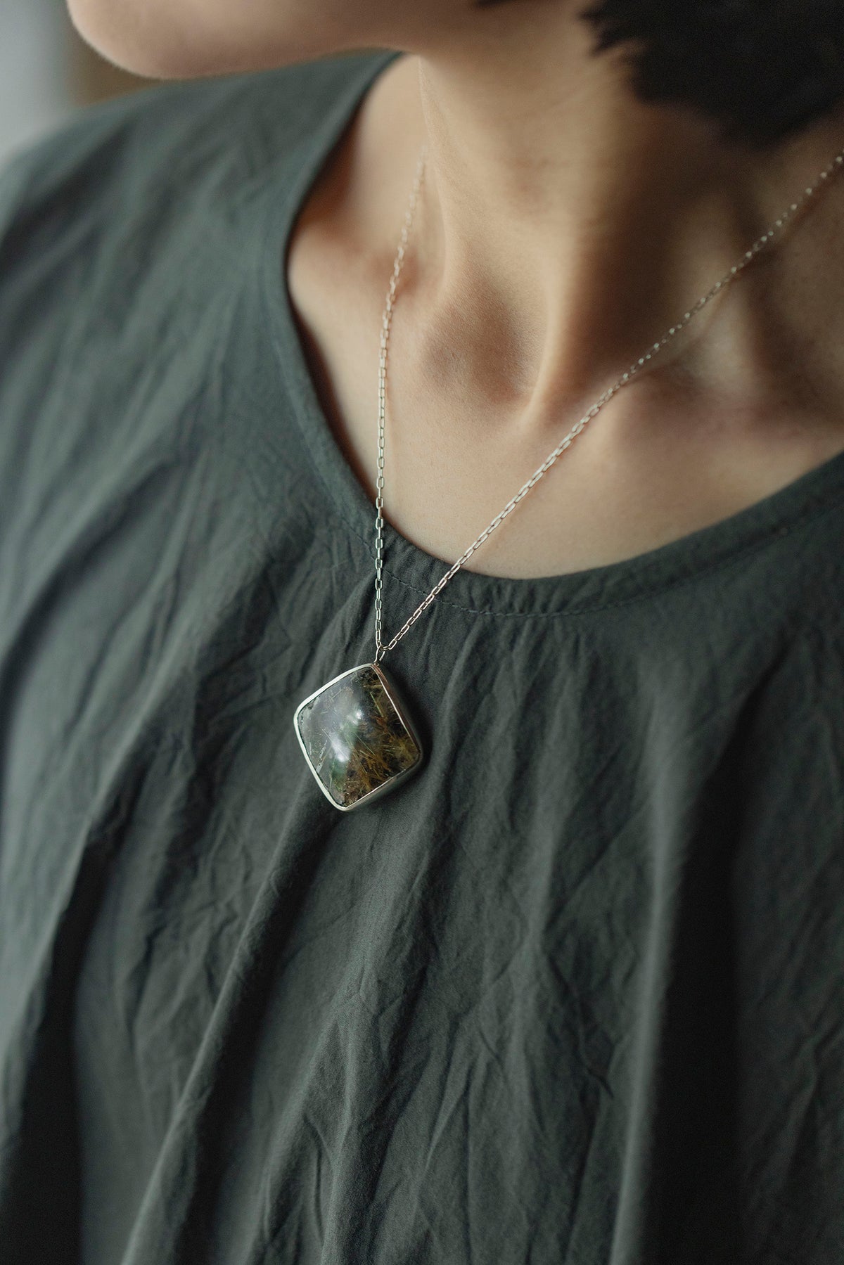 silver necklace  silver top ( rutilated quartz )