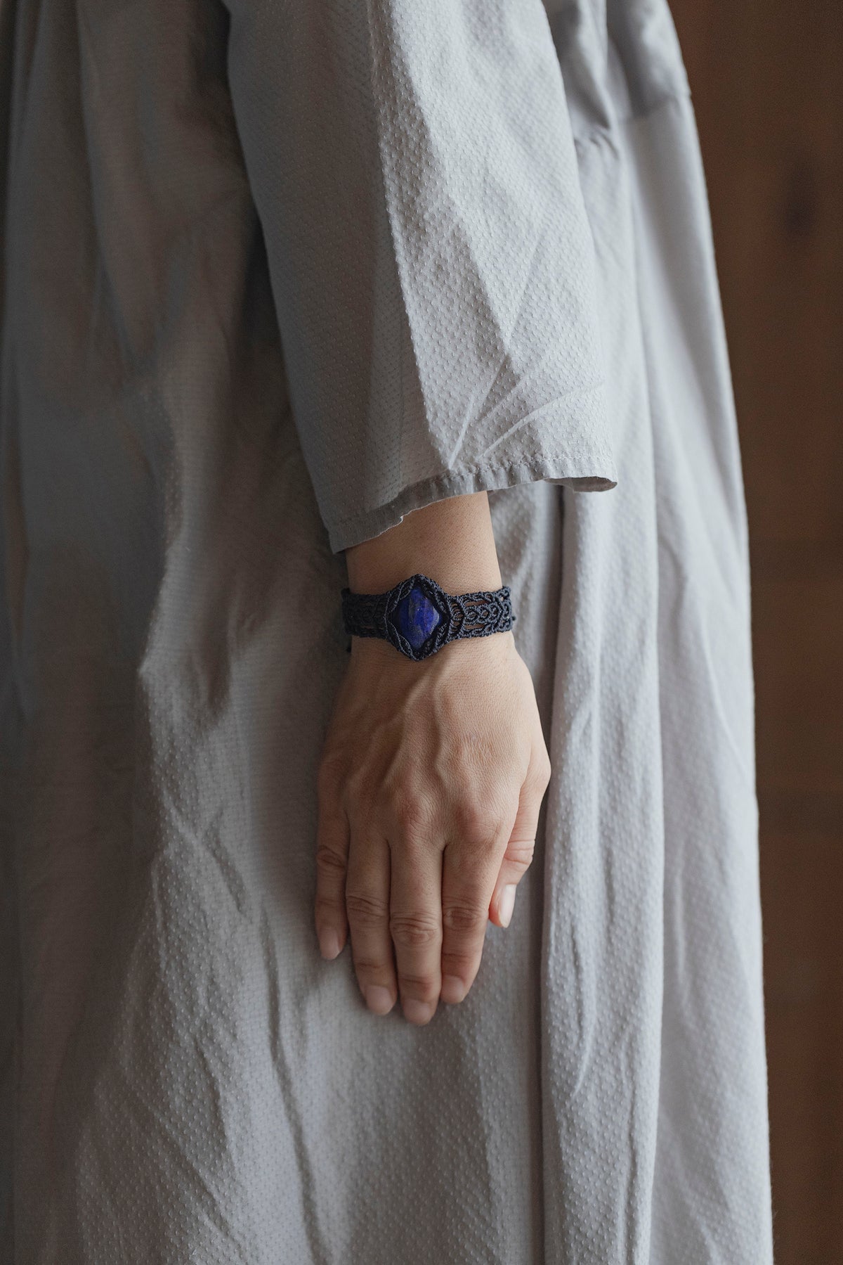 macrame bracelet  ( Lapis Lazuli )