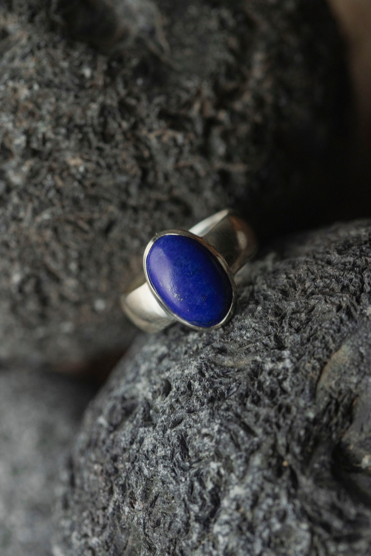 silver ring  flat band 8mm  ( lapis lazuli )