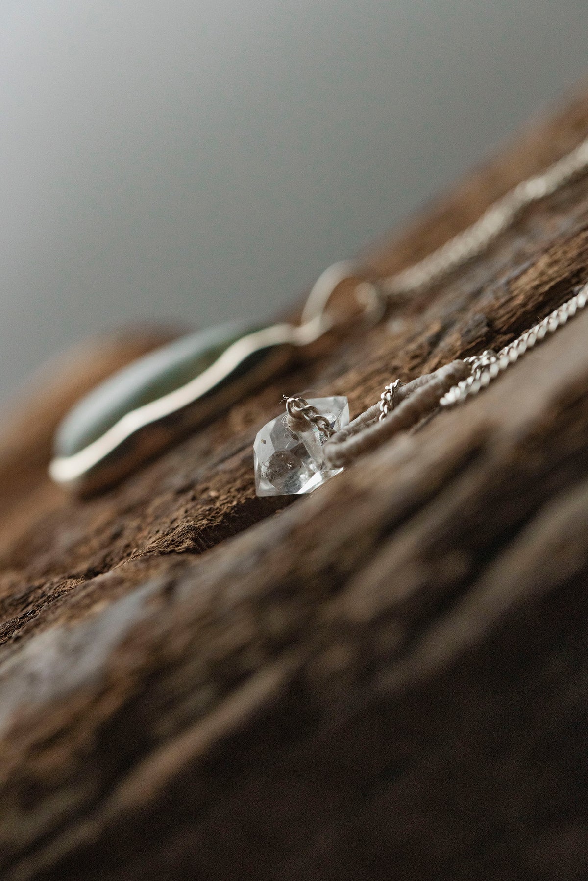 silver necklace  ( labradorite )