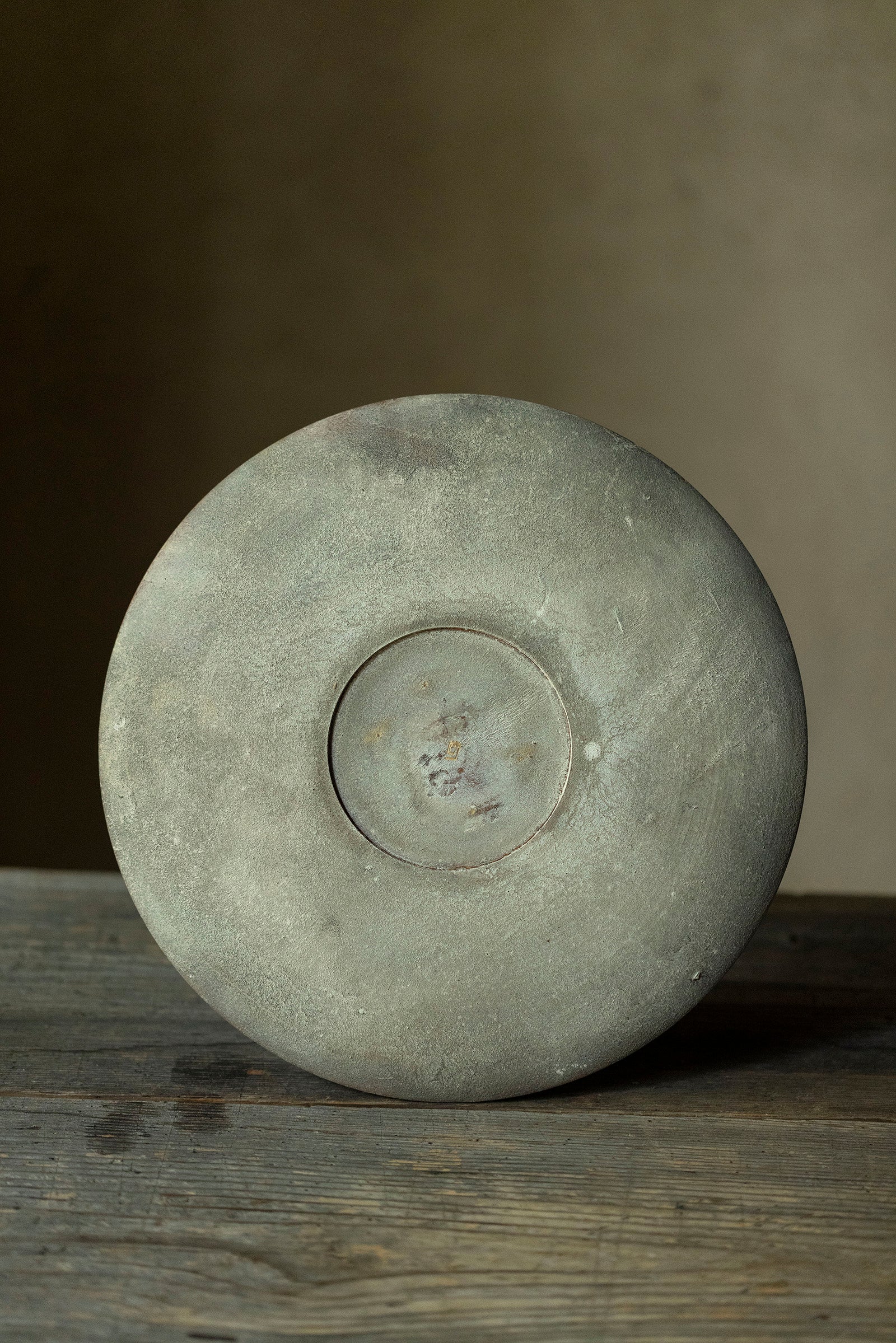 督田昌巳 平皿 556