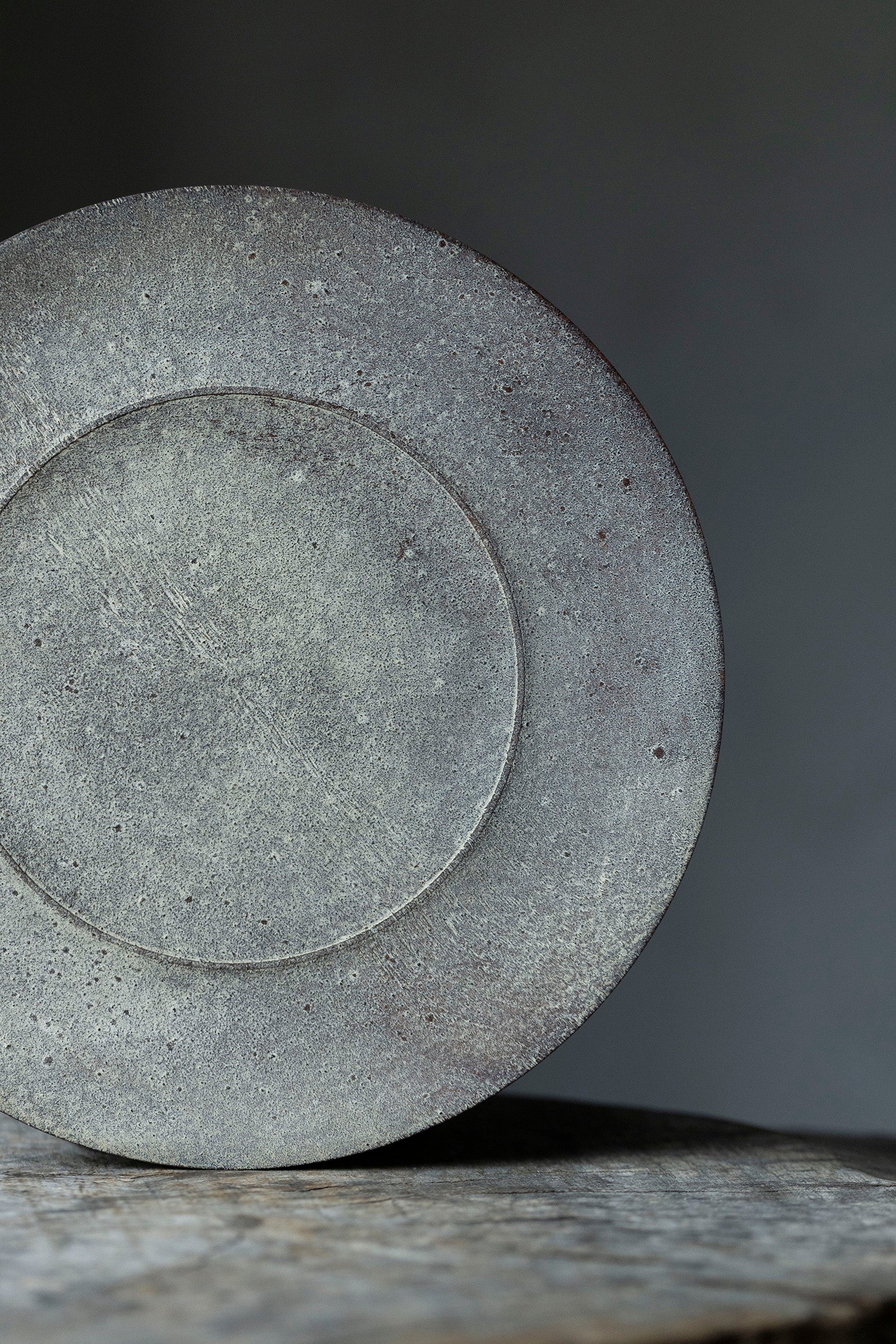 督田昌巳  リム平皿 497