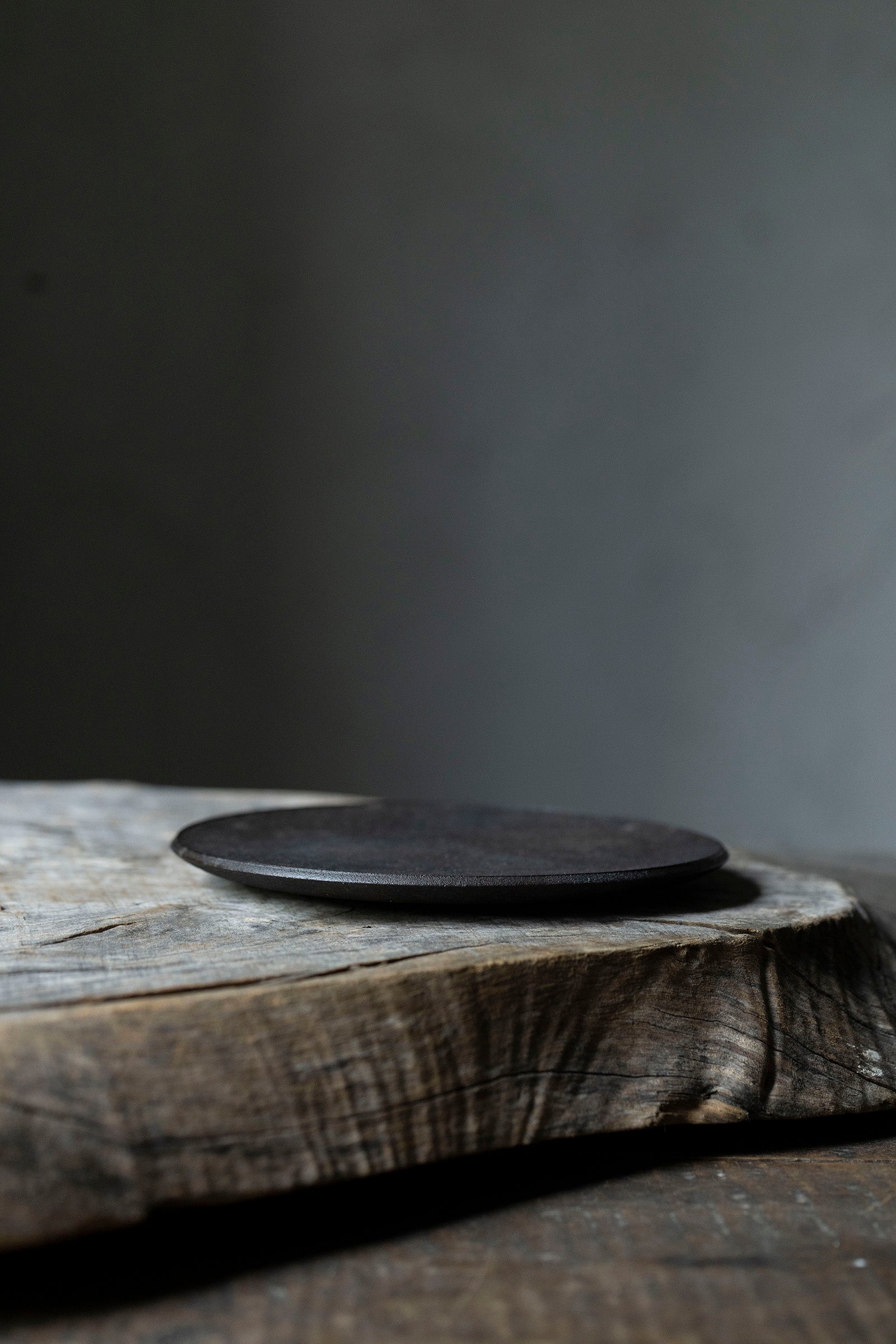 督田昌巳  平皿 499-2