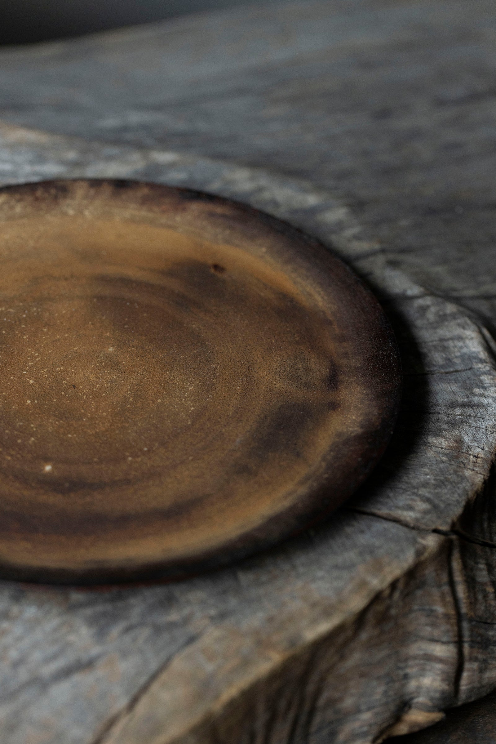 督田昌巳  平皿  572