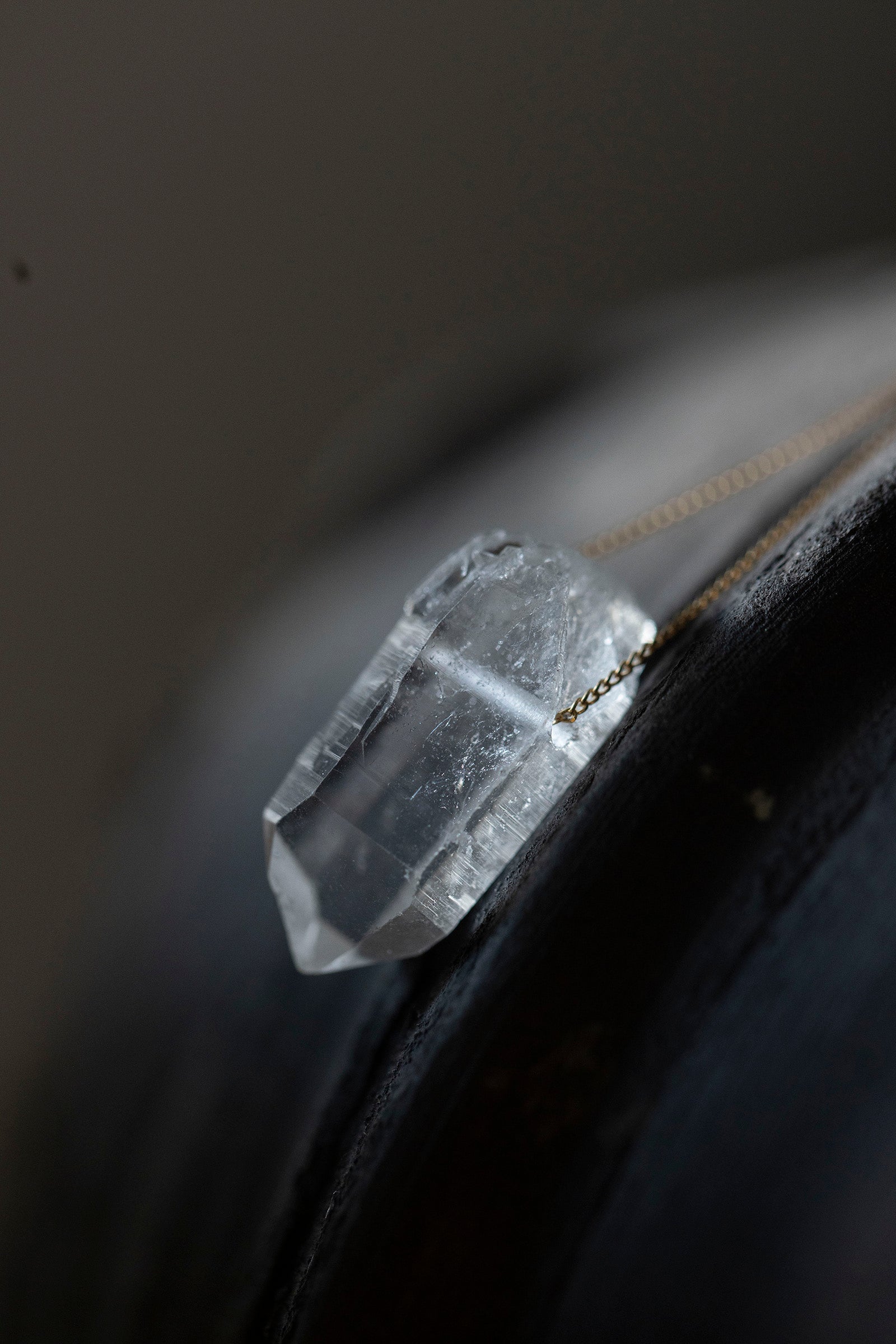 18K necklace ( quartz )