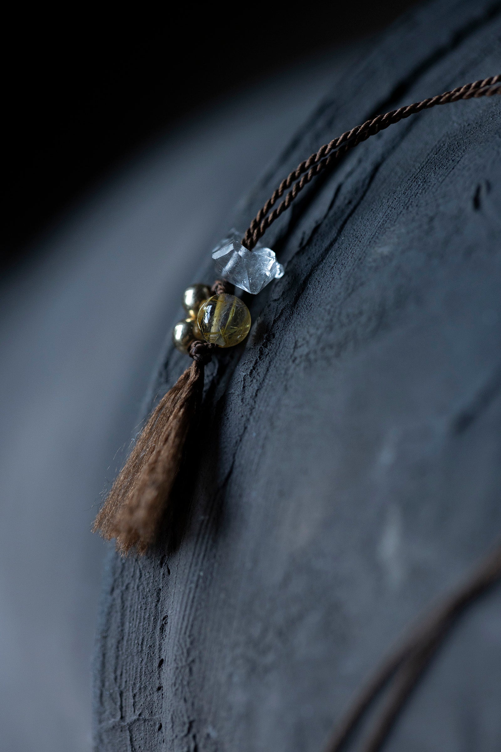 silk cord necklace (sunstone)