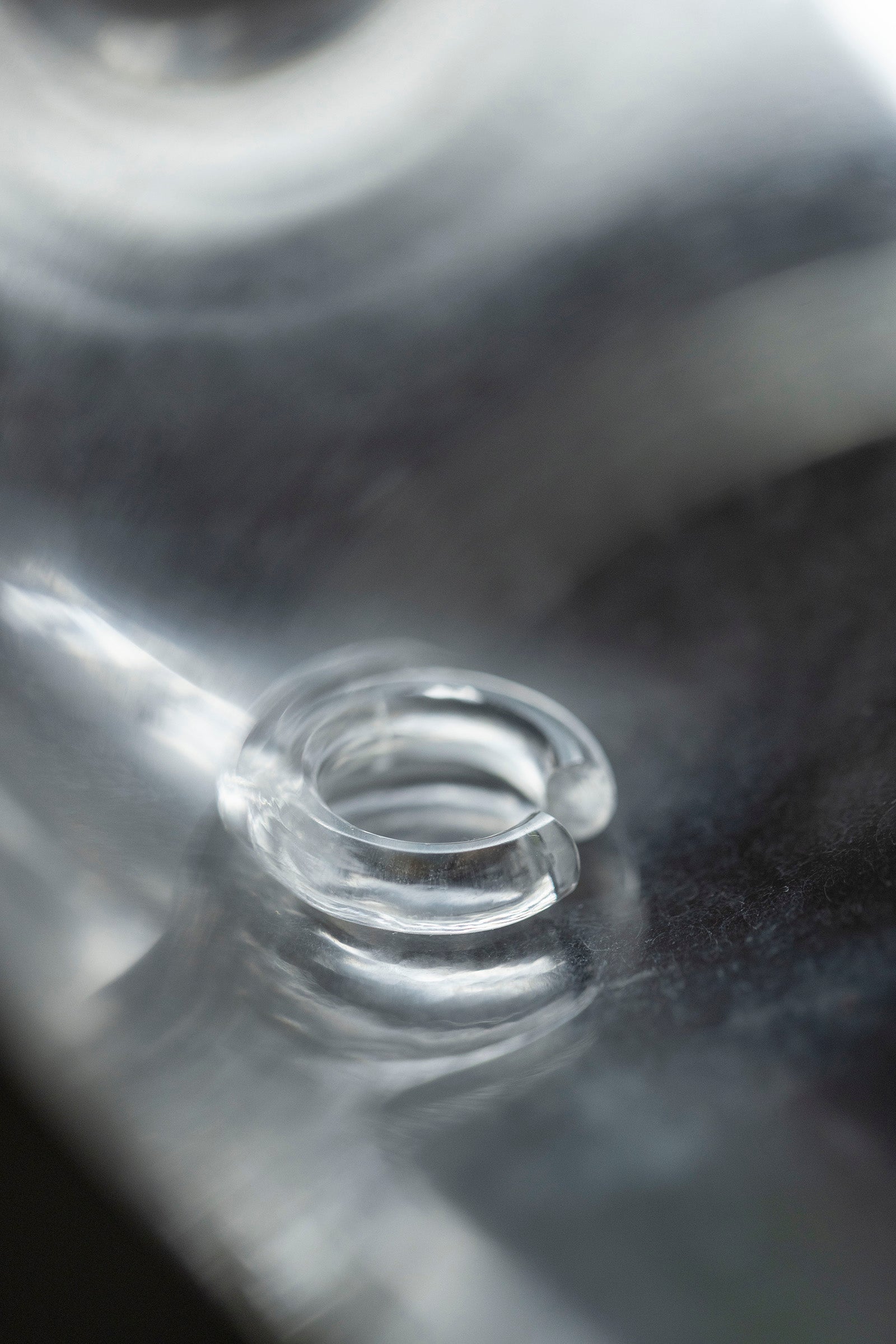 crystal  ear cuff  (single)