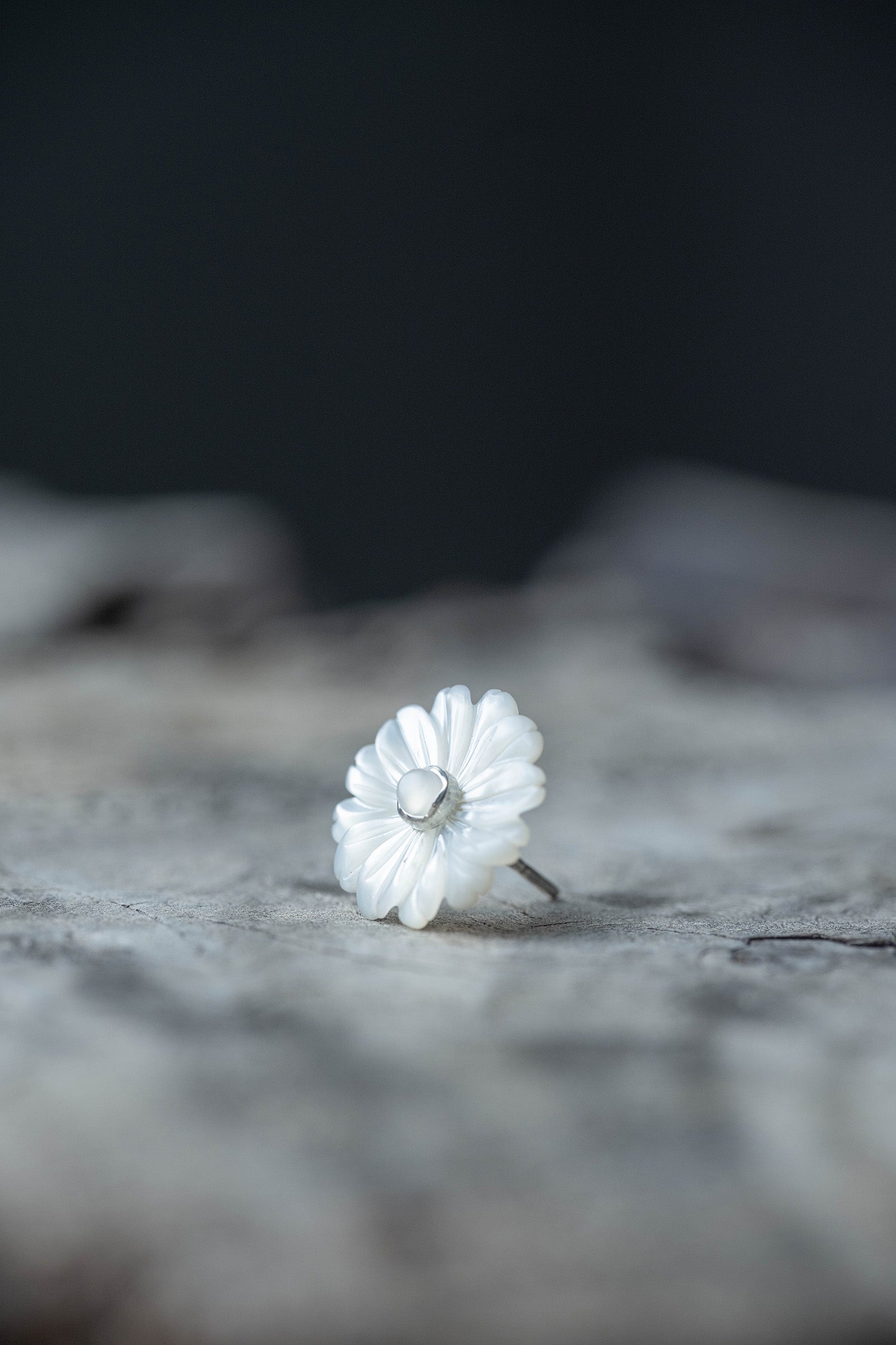 silver earrings pair moonstone +  daisy flower pearl  big