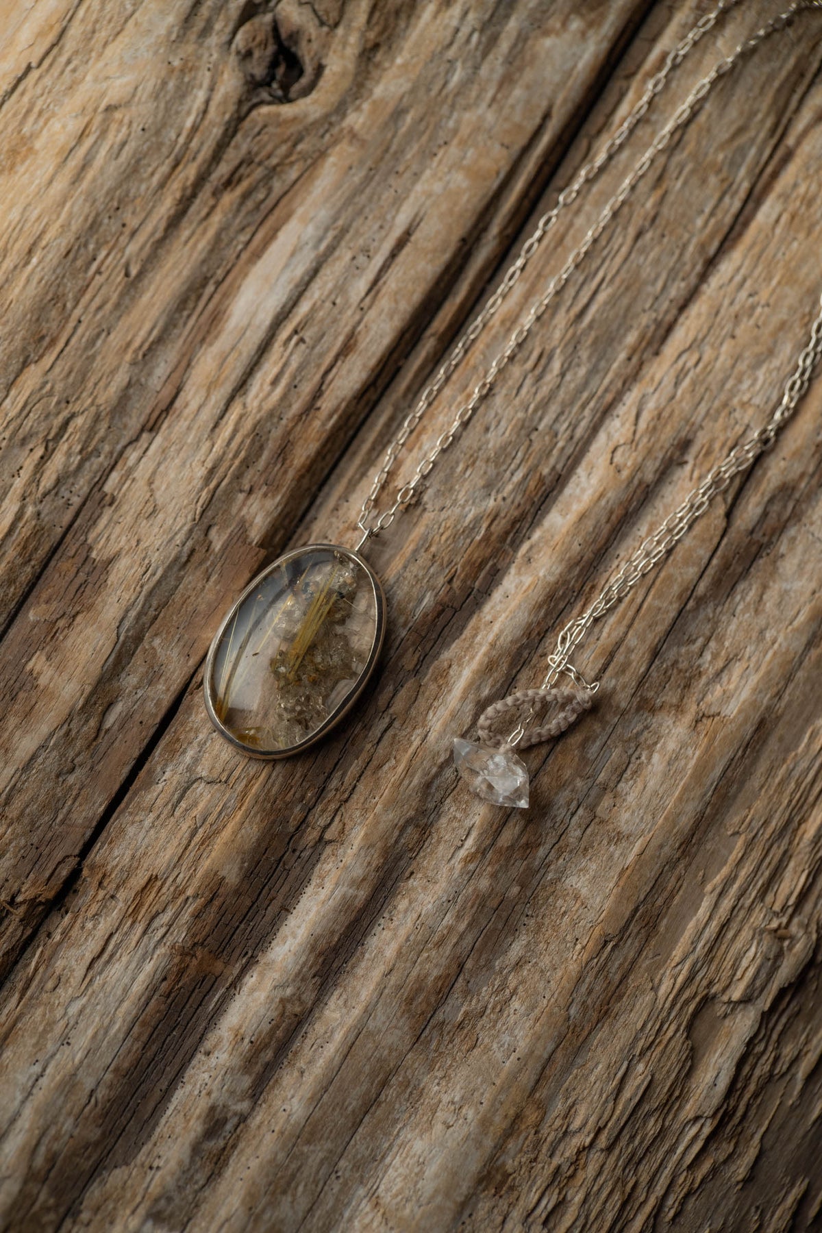 silver necklace  silver top ( rutile quartz )