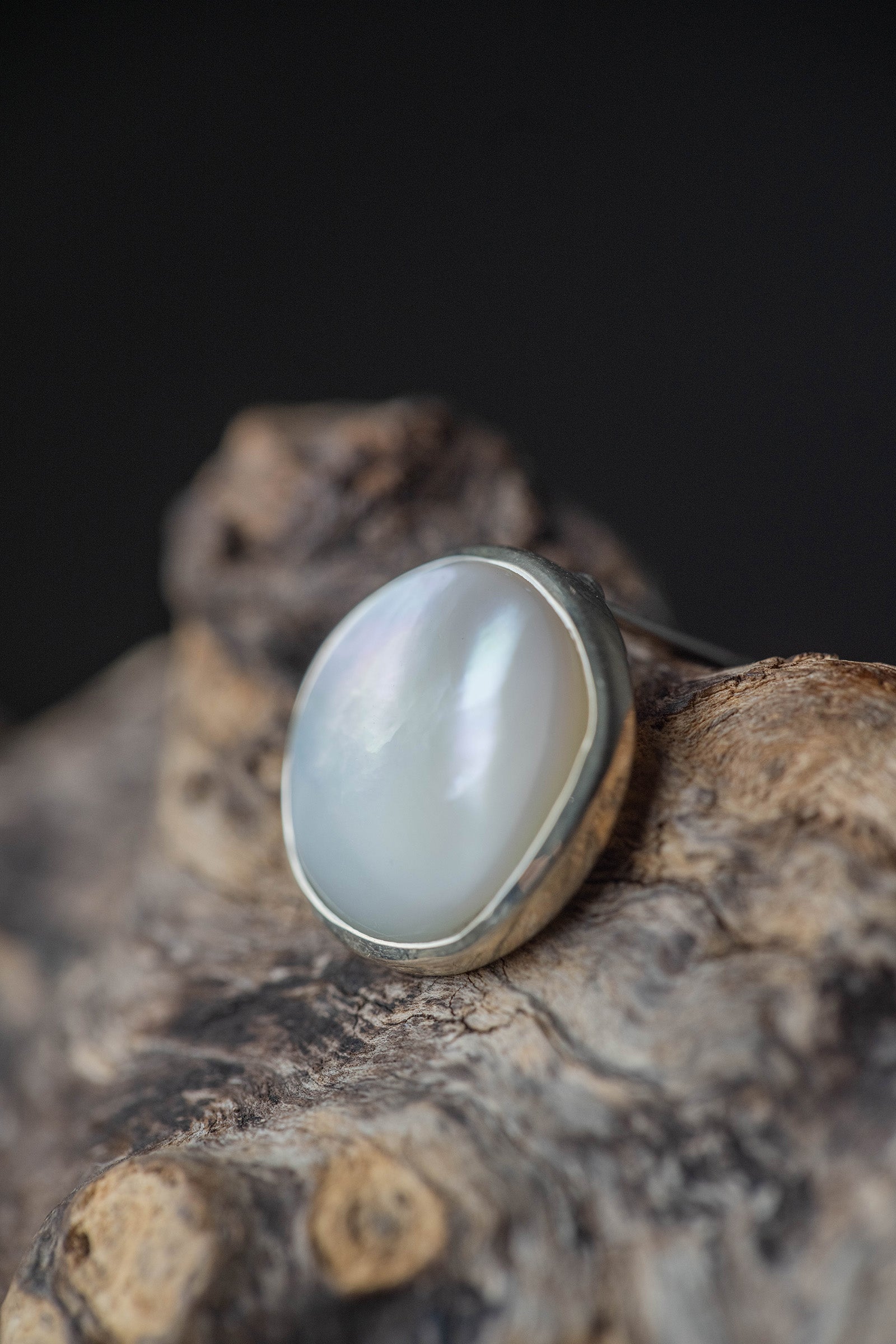 silver stud earrings pair pearl