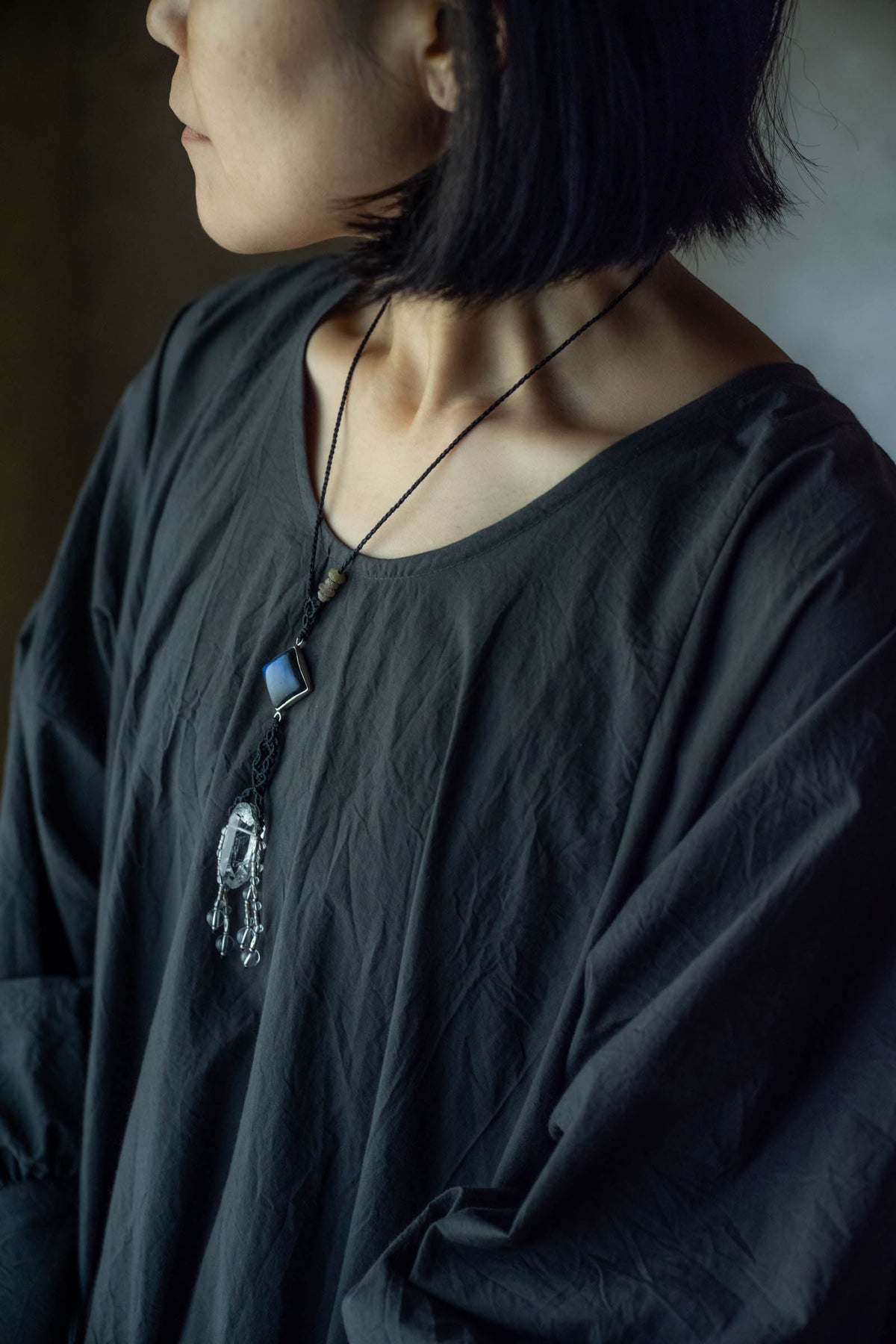 macrame necklace ( silver top labradorite) + ( quartz )