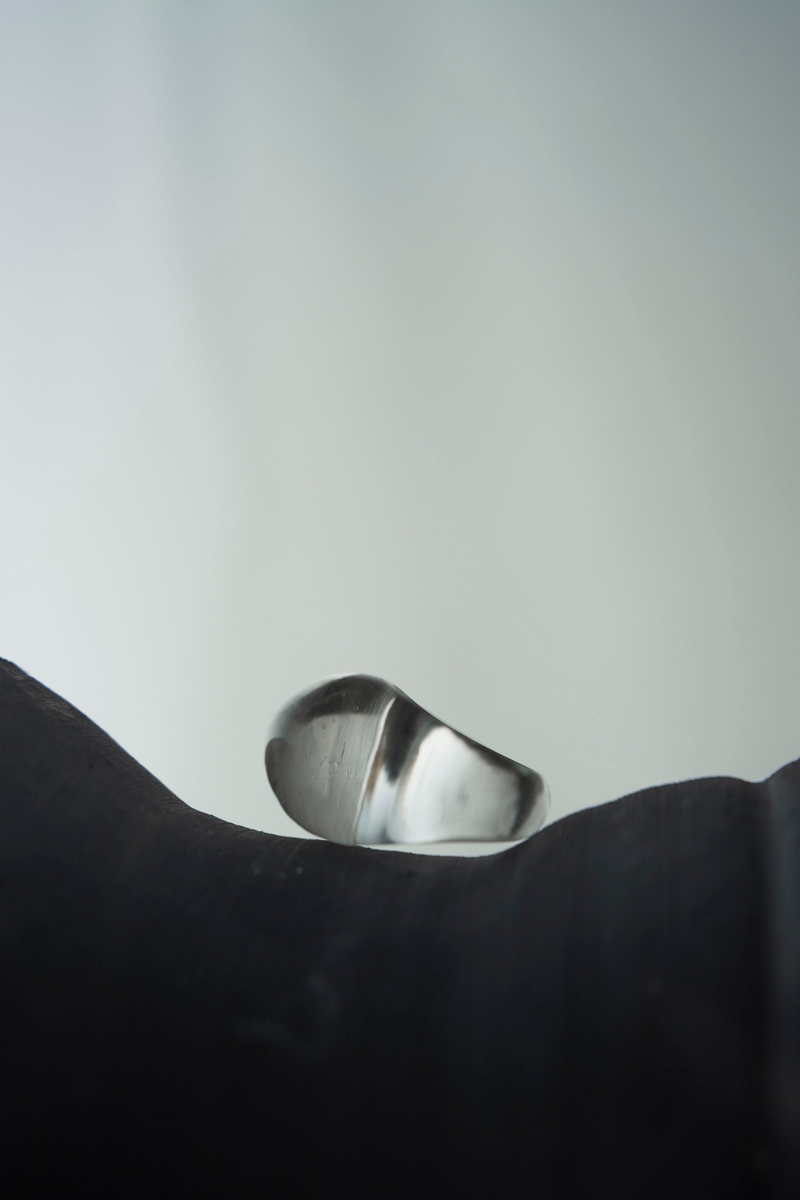 crystal ring (round)