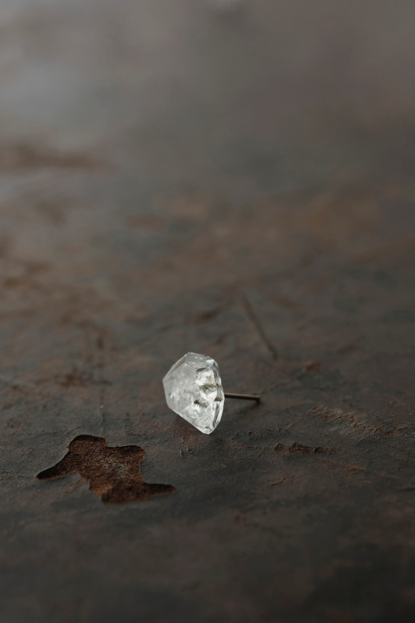 18K  herkimer quartz rough stone earrings (single)