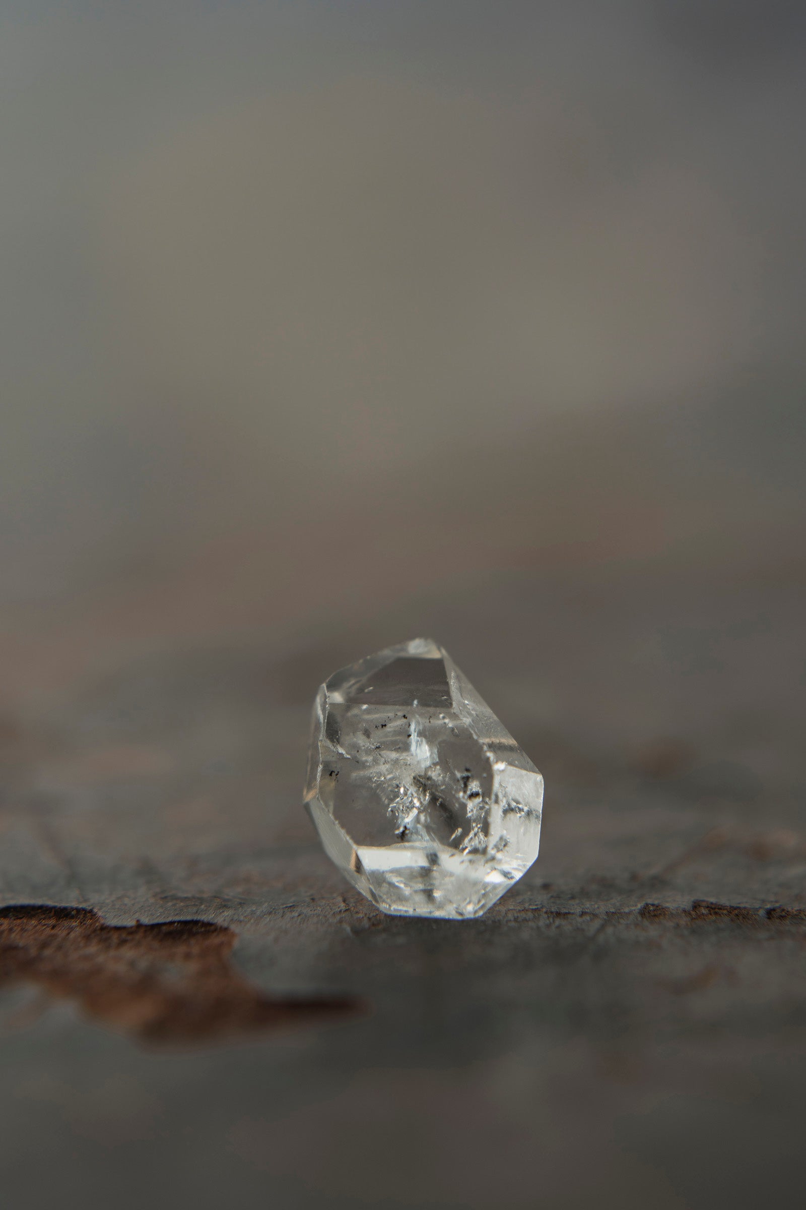 18K  herkimer quartz rough stone earrings (single)