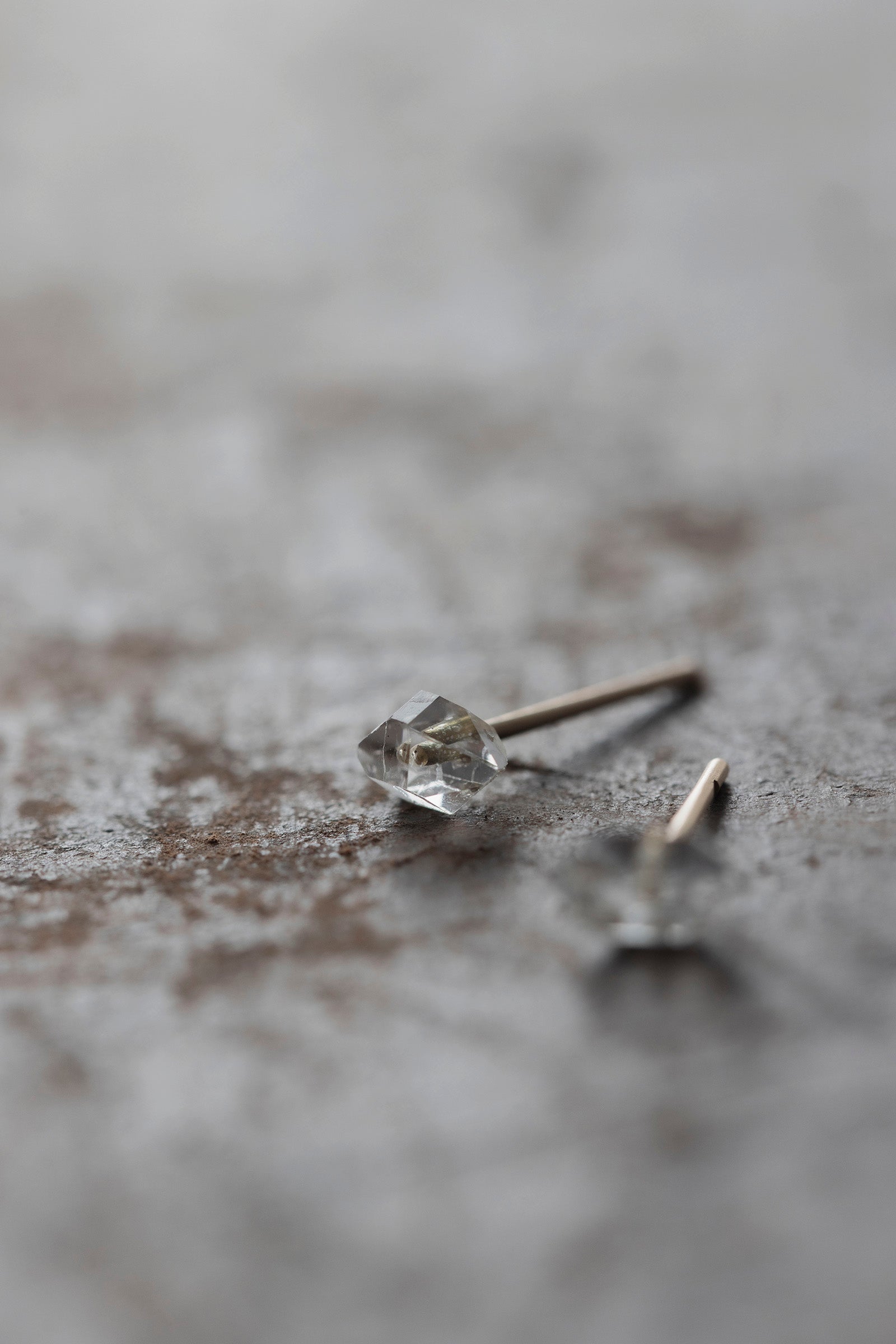 18K  herkimer quartz rough stone earrings (pair)