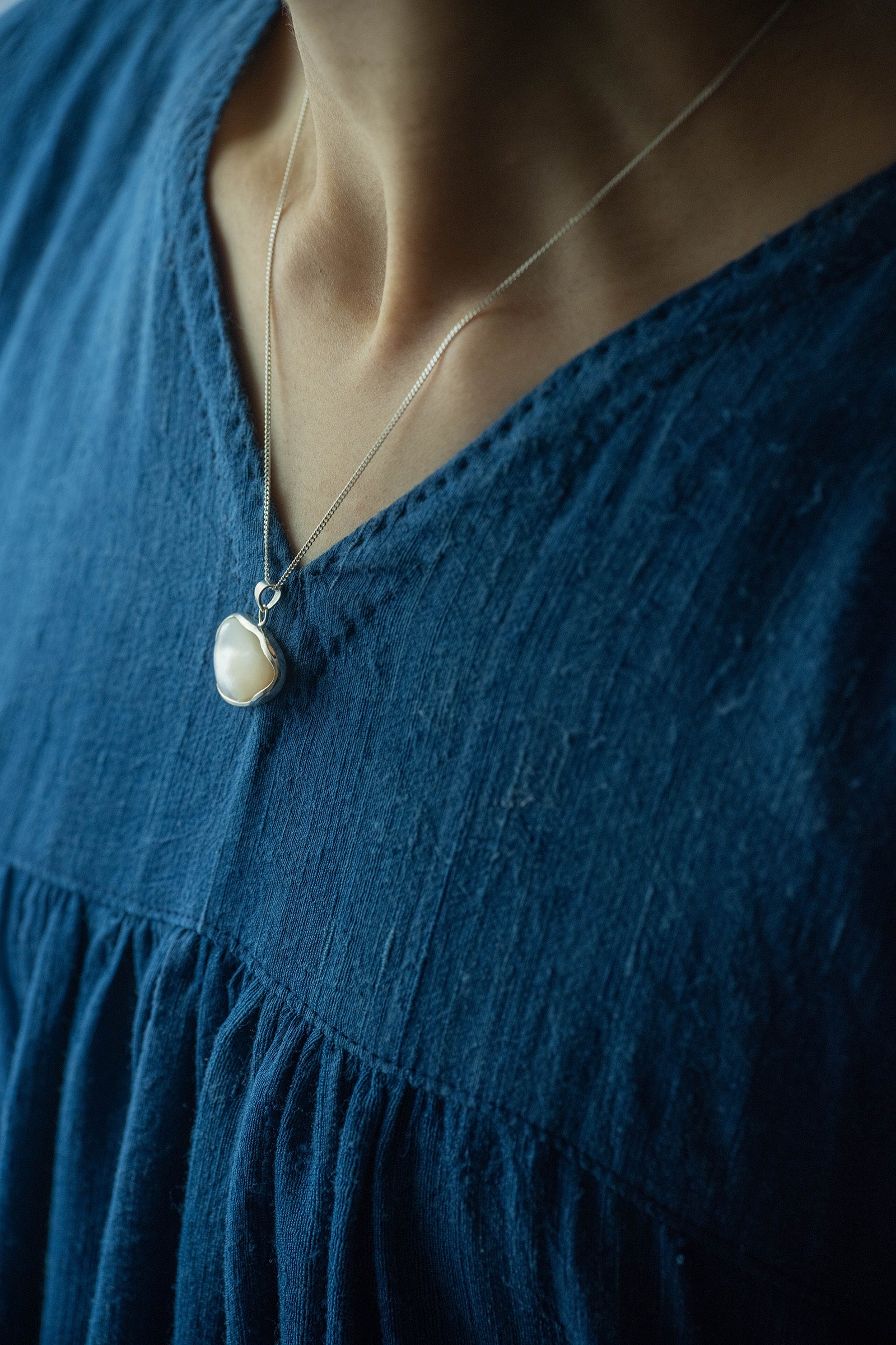 silver necklace  pearl -2