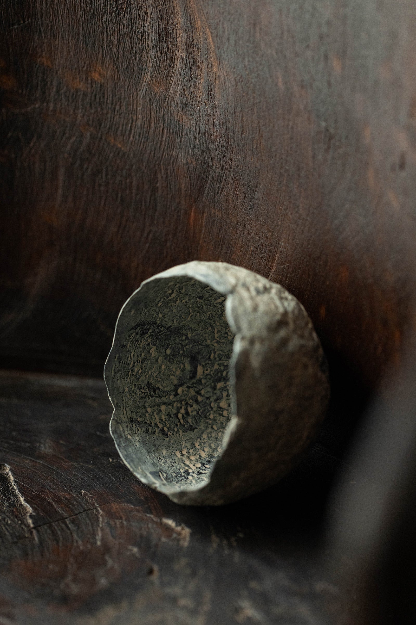 Tomohiro Ono Paper and linen lacquerware 29