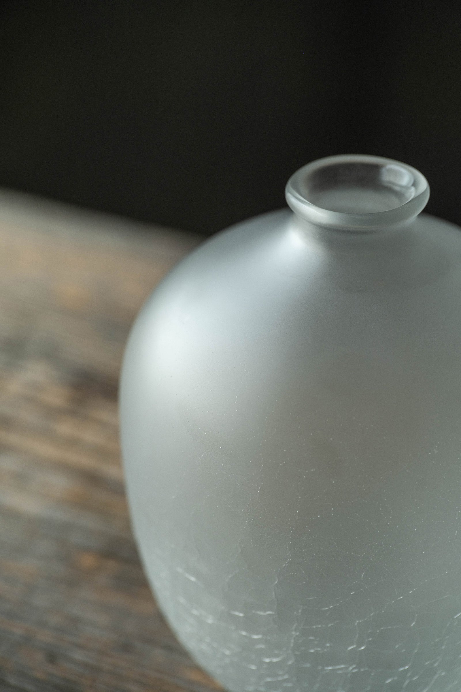 西垣 聡 ice crack flower vase 中  21