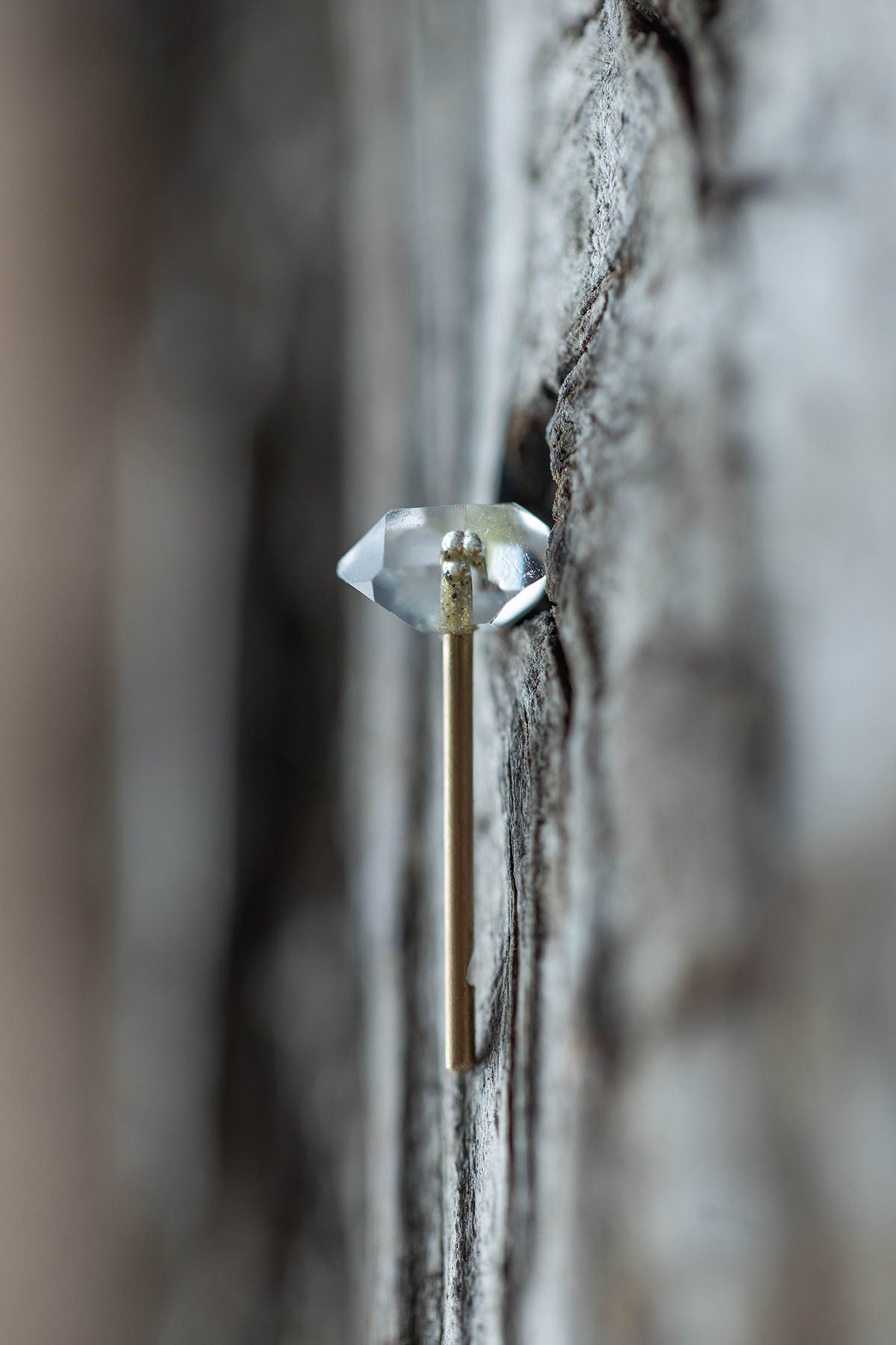 18K  herkimer quartz rough stone earring (single)