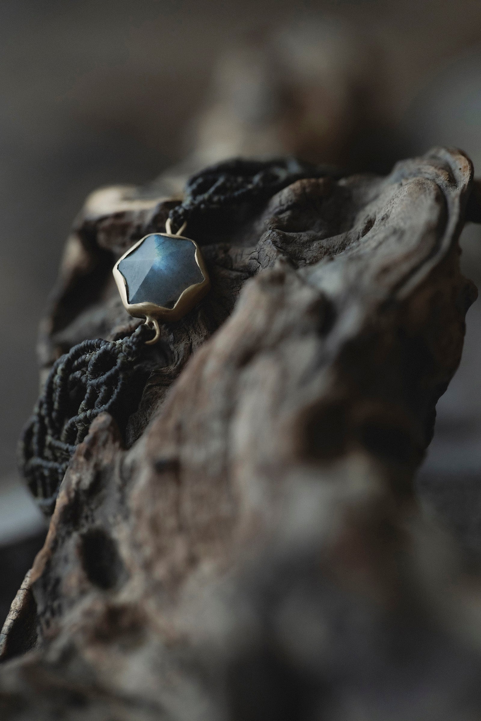 Rutile quartz ring (round)