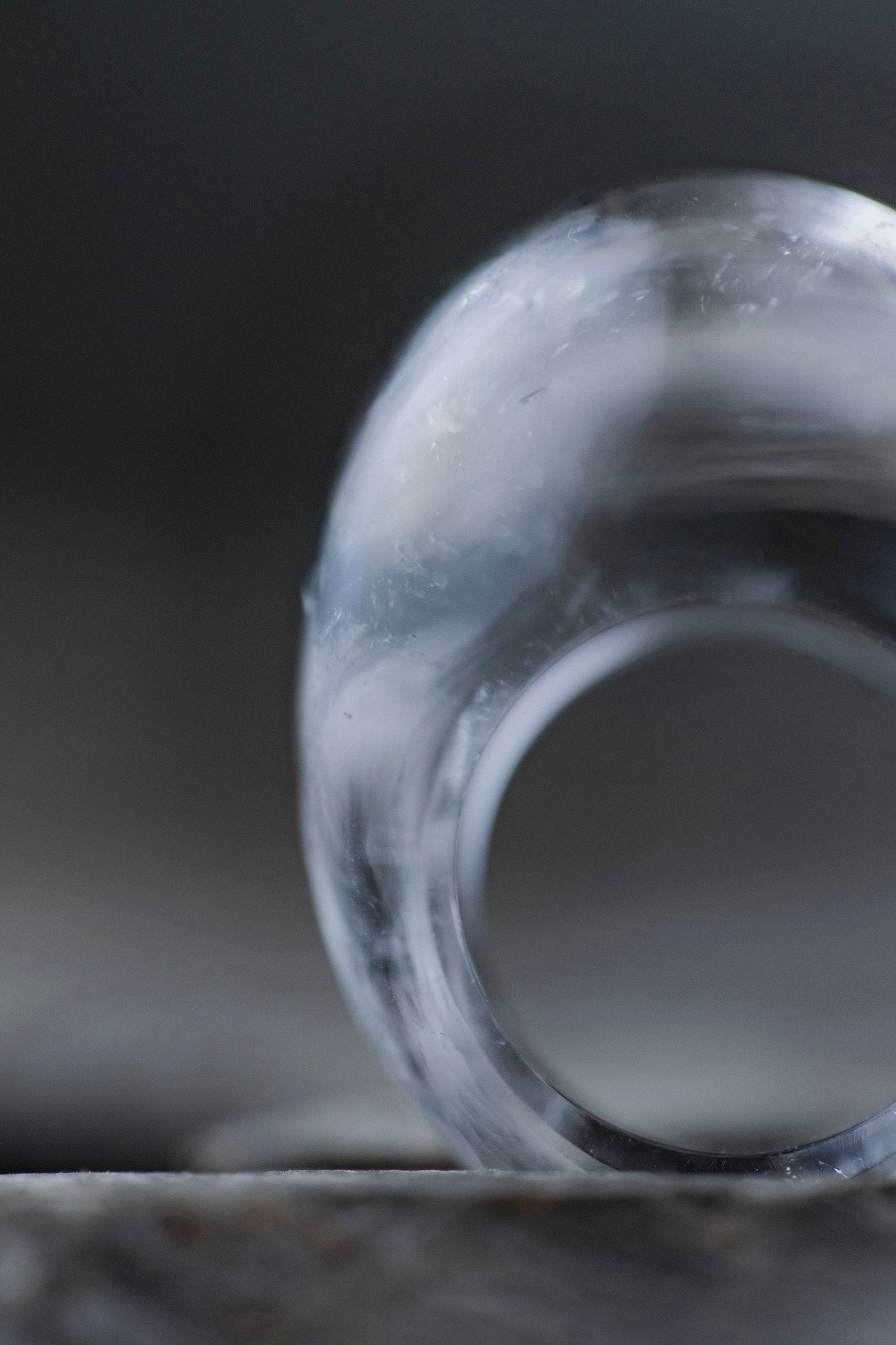crystal ring (round)