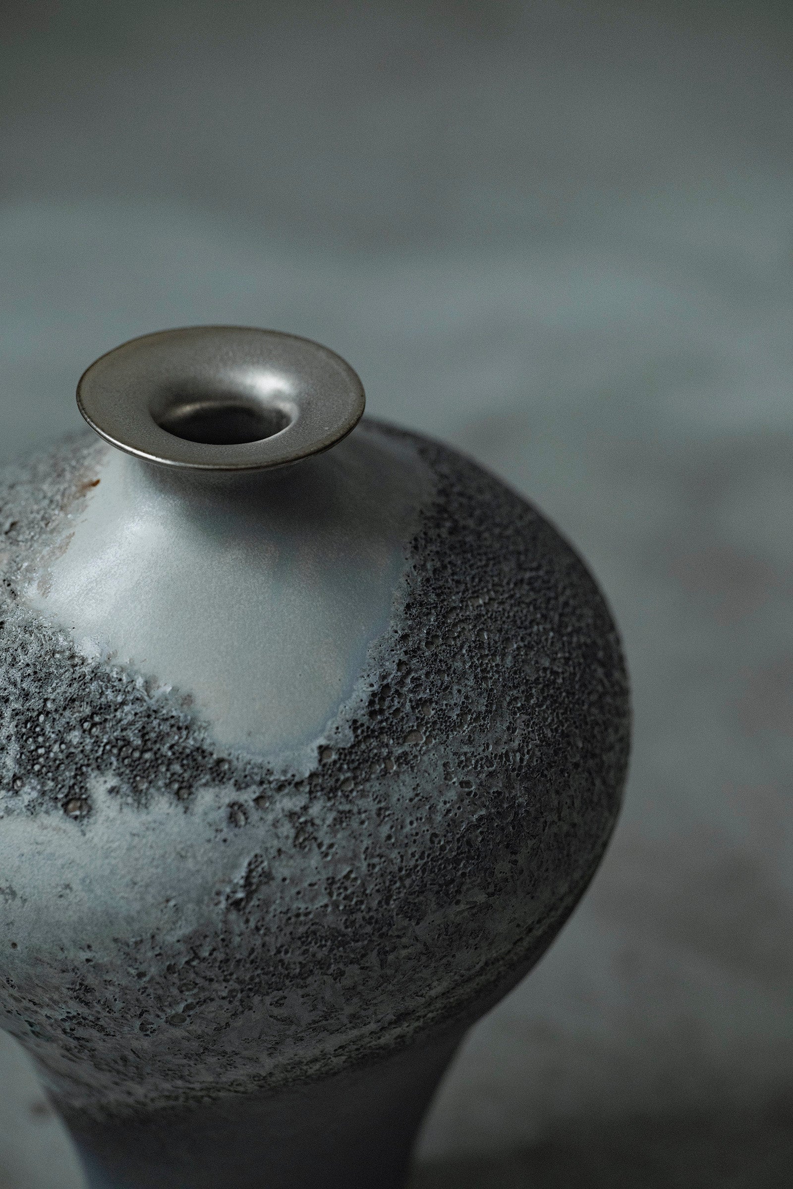 Ryuta Fukumura Silver Carbide Flower Vase 57