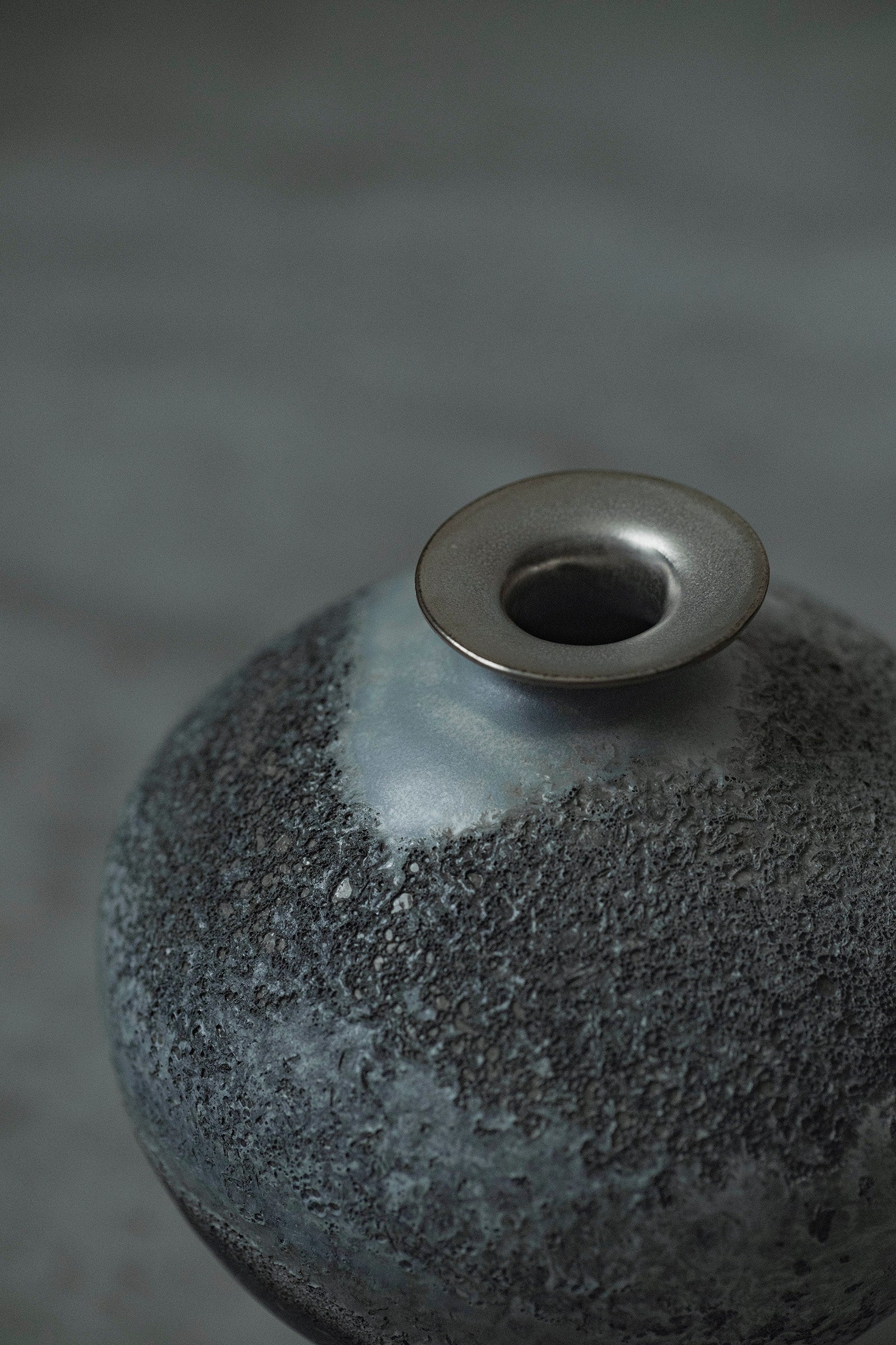 Ryuta Fukumura Silver Carbide Flower Vase 57