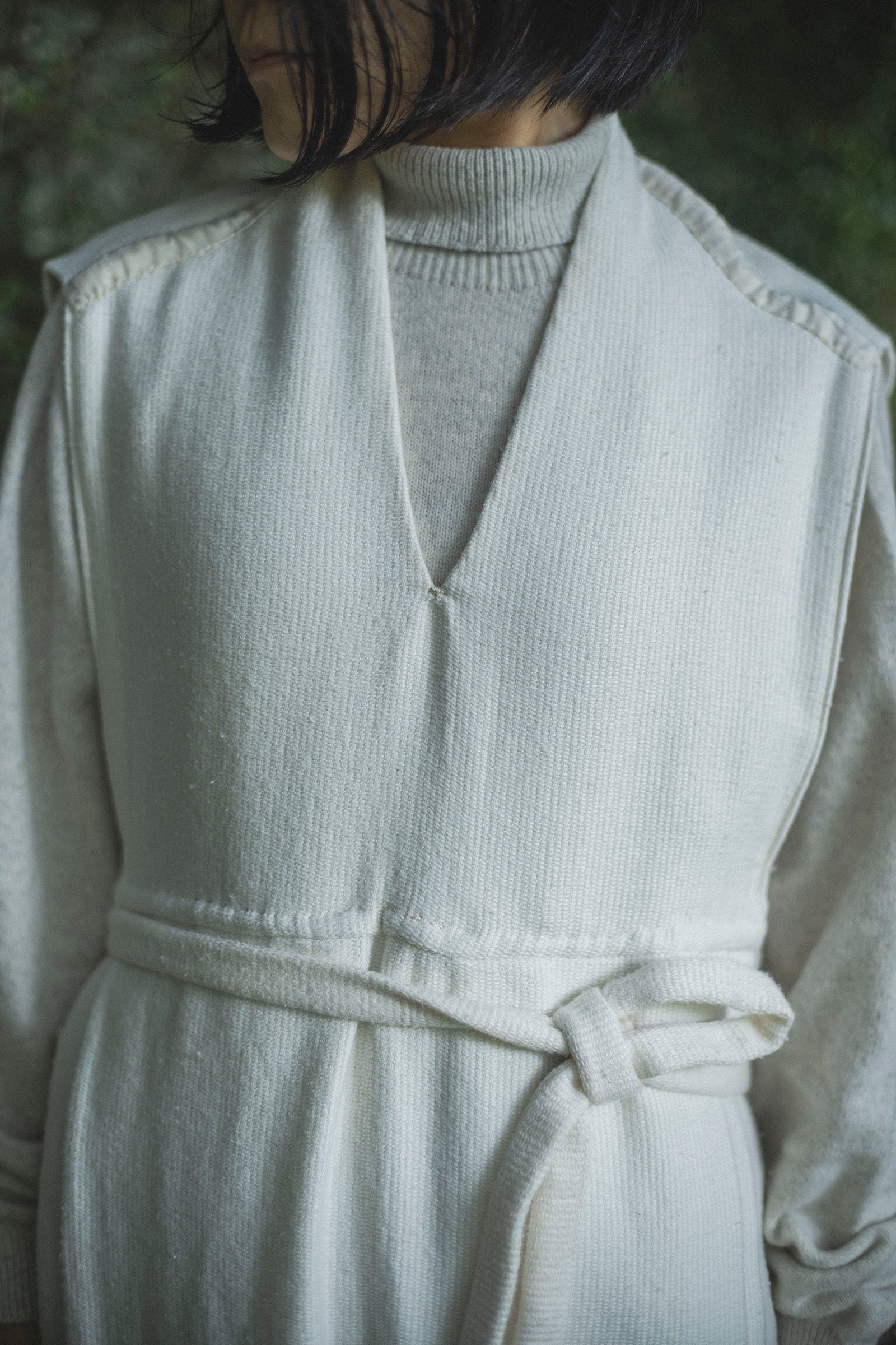 居相　百八十　白百合手紡木綿前掛巻身衣 　