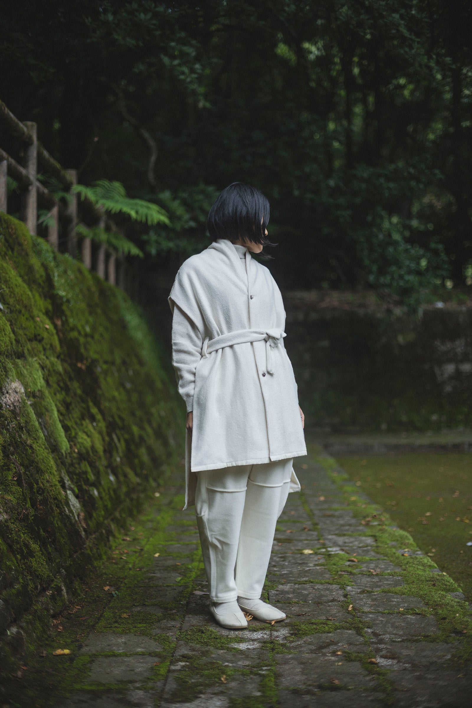 居相　百八十一　白百合手紡木綿羽織　