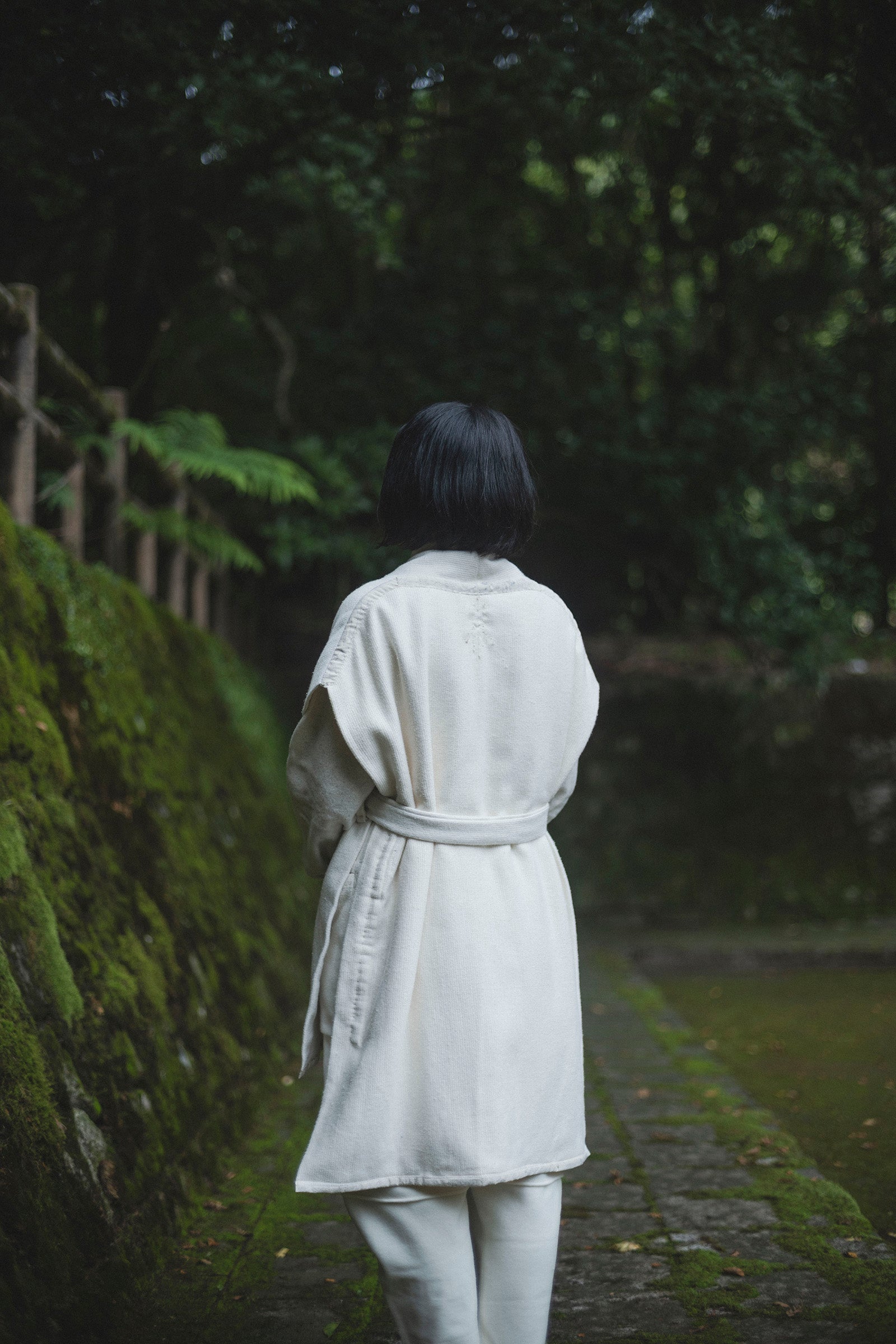 居相　百八十一　白百合手紡木綿羽織　