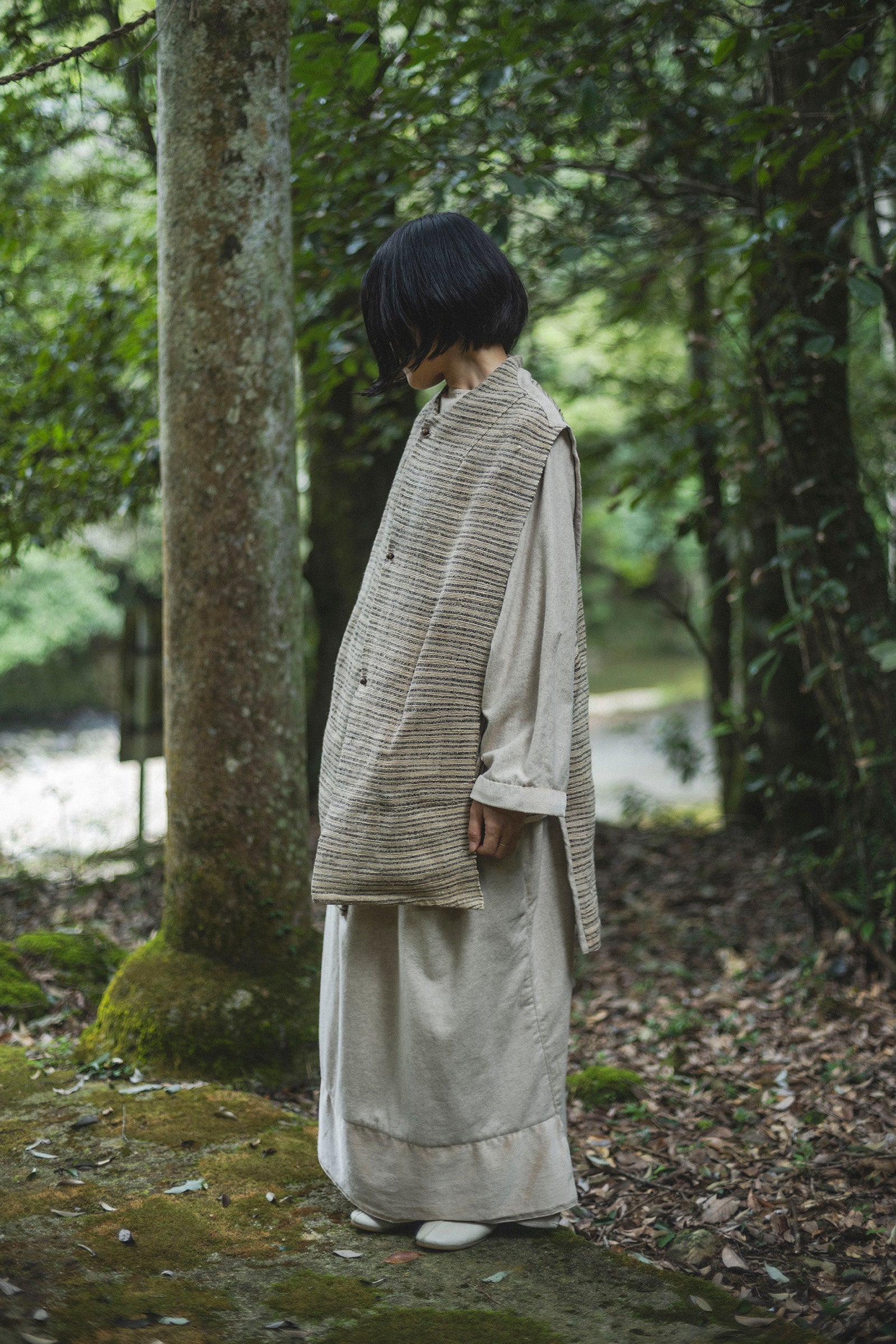 居相　百七十九　火草麻縞文羽織　　　　