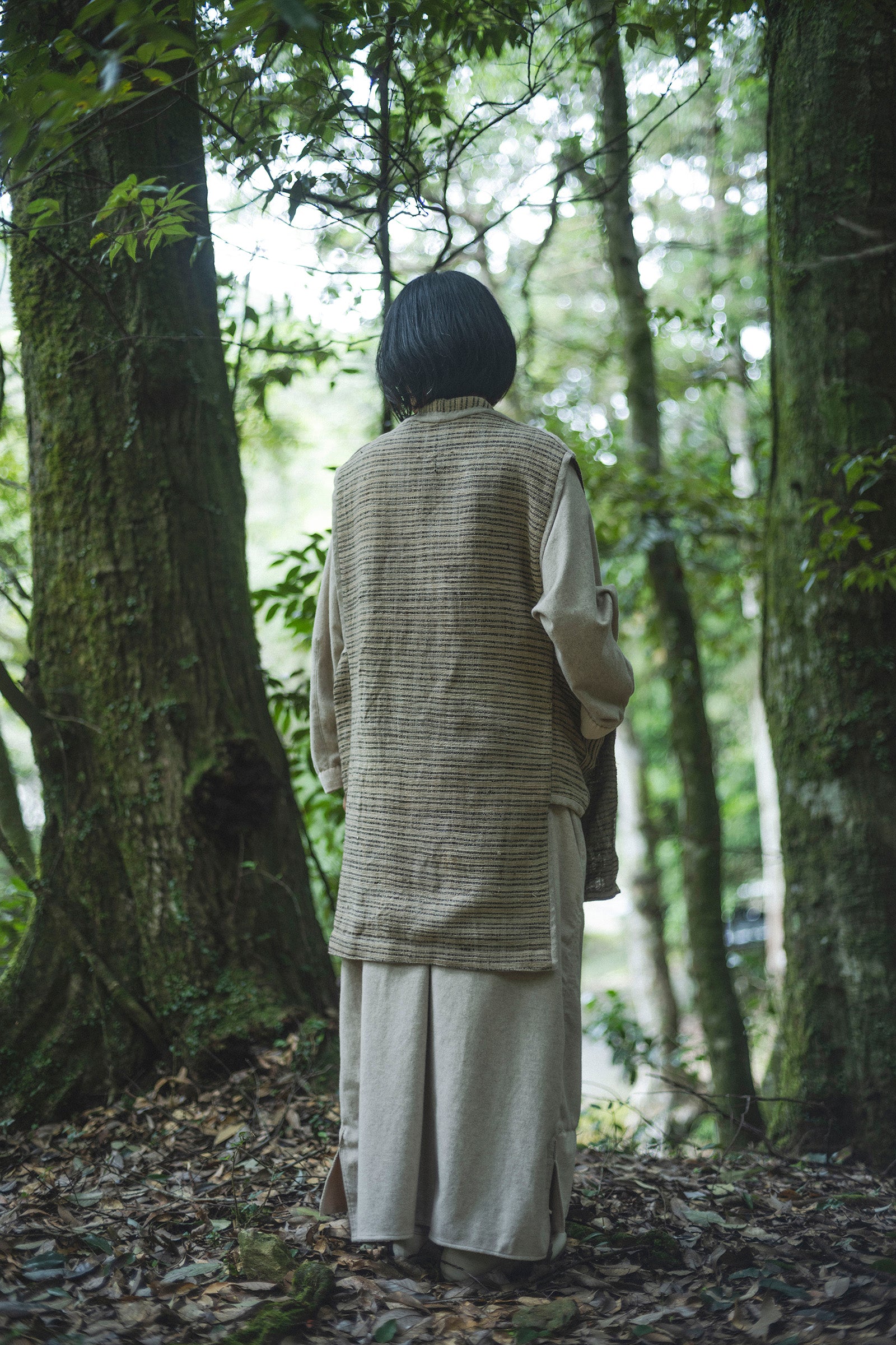 居相　百七十九　火草麻縞文羽織　　　　