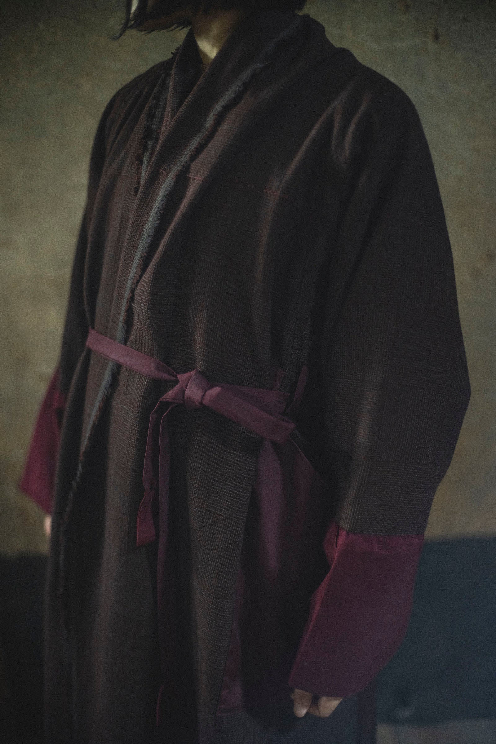 居相 百三十四 赤褐木綿石畳文襞長羽織身衣 　　