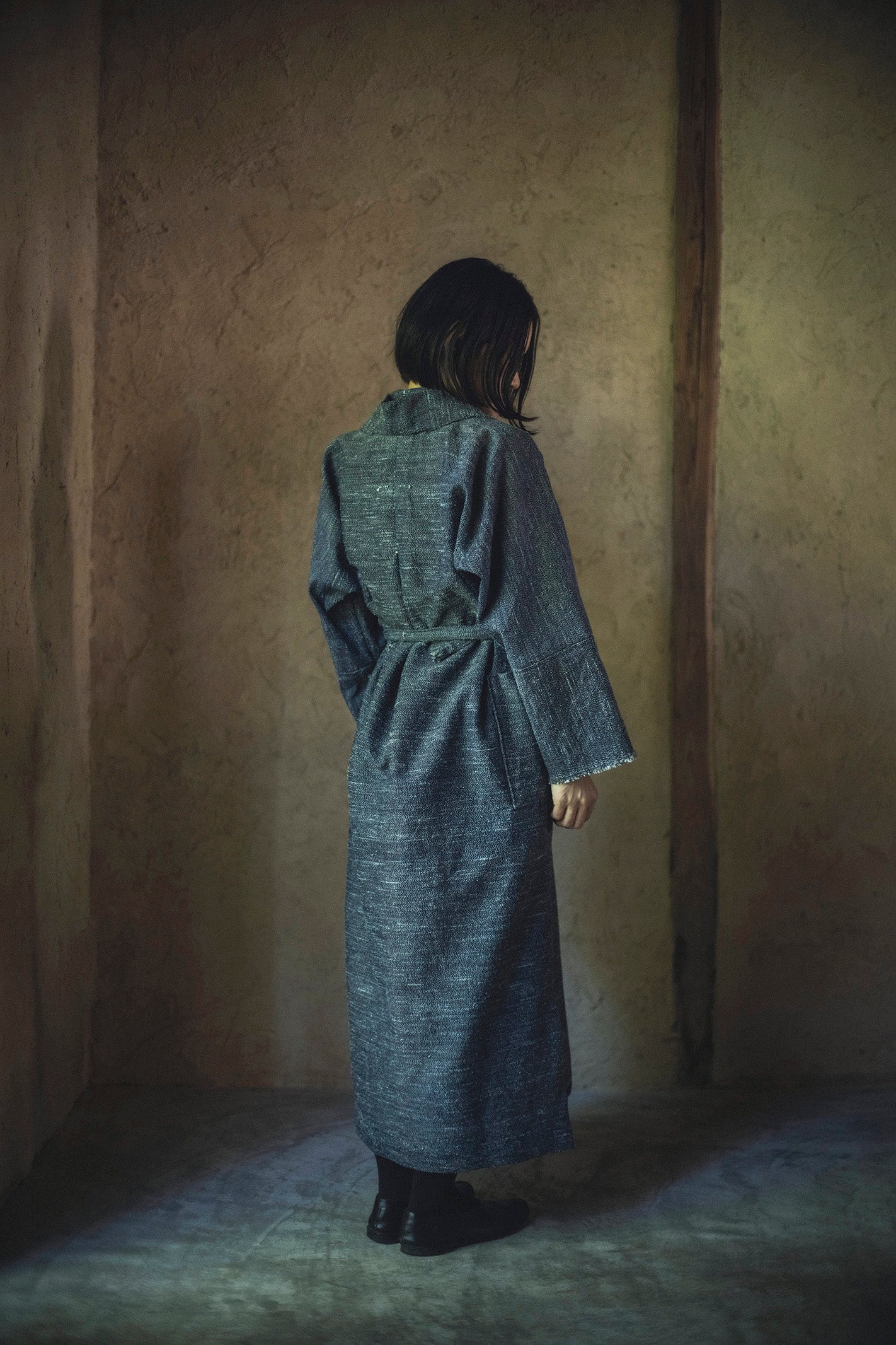 居相 百四十五 青耀毛絹長襟身衣　　　　　