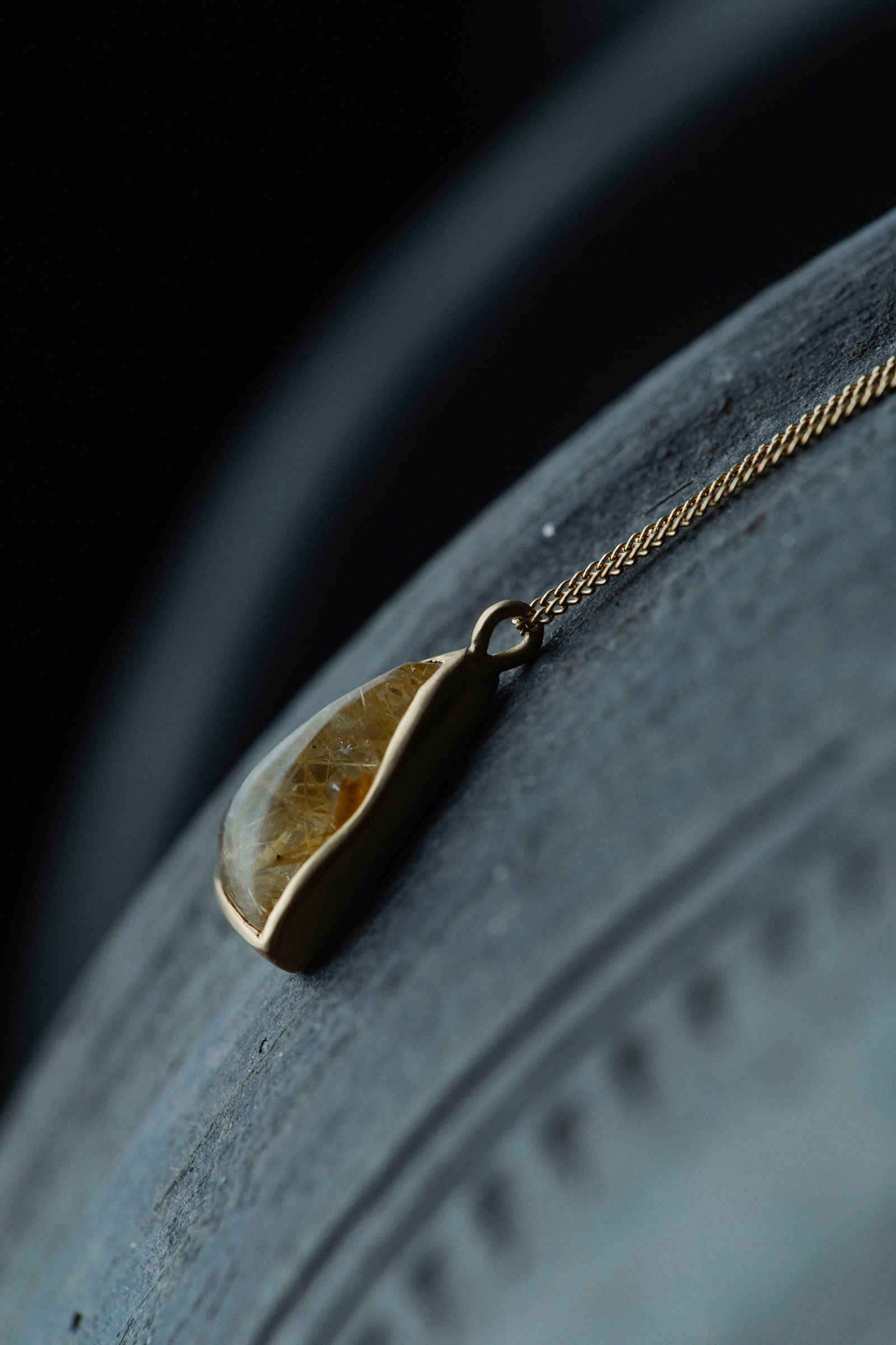 18K necklace ( 18K rutile quartz )