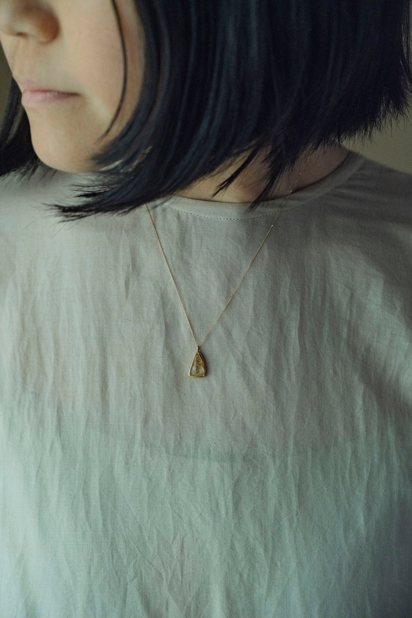 18K necklace ( 18K rutile quartz )