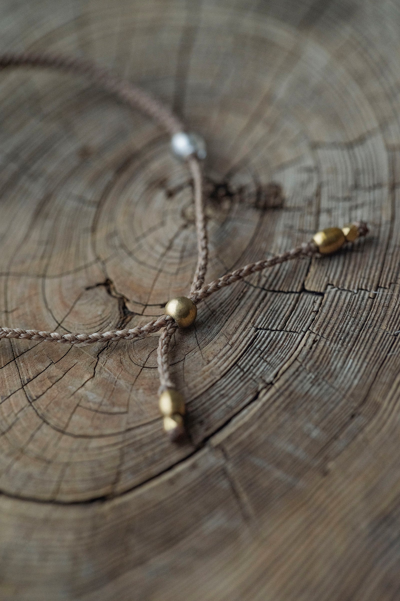 macrame bracelet (rutilated quartz)