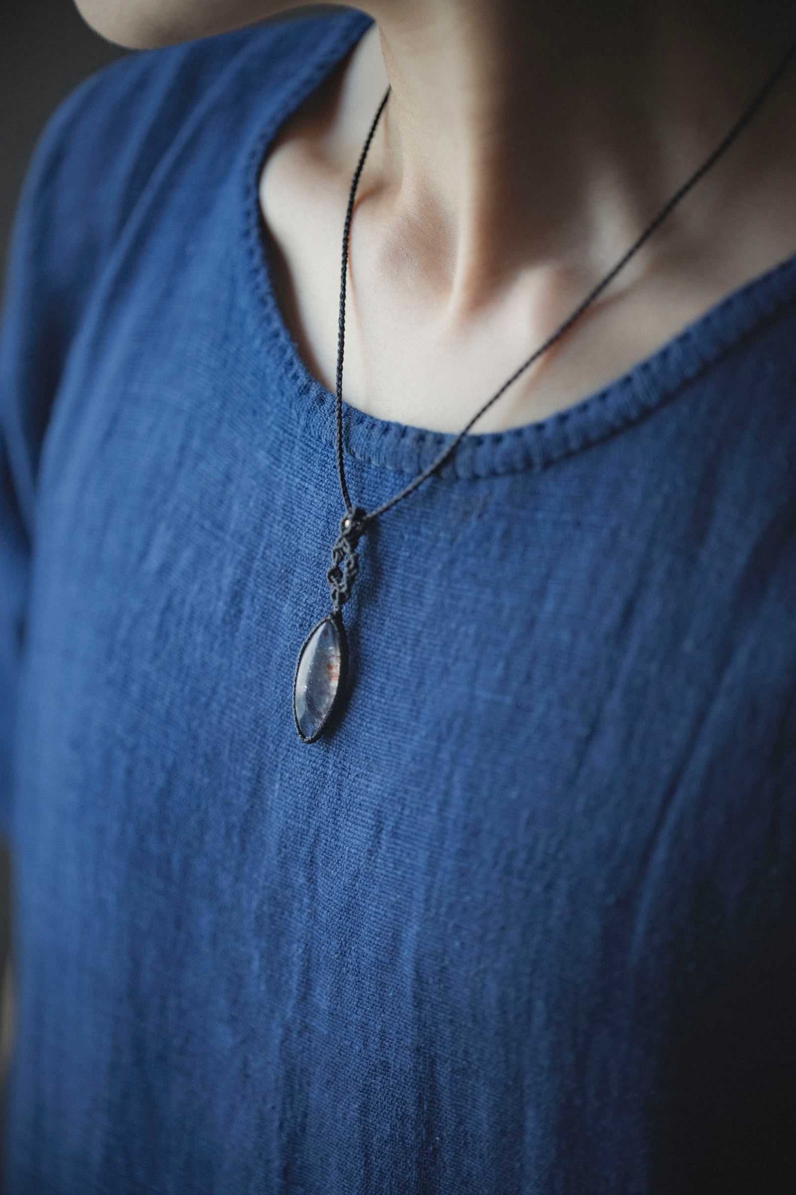 macrame necklace ( Iolite Sunstone )