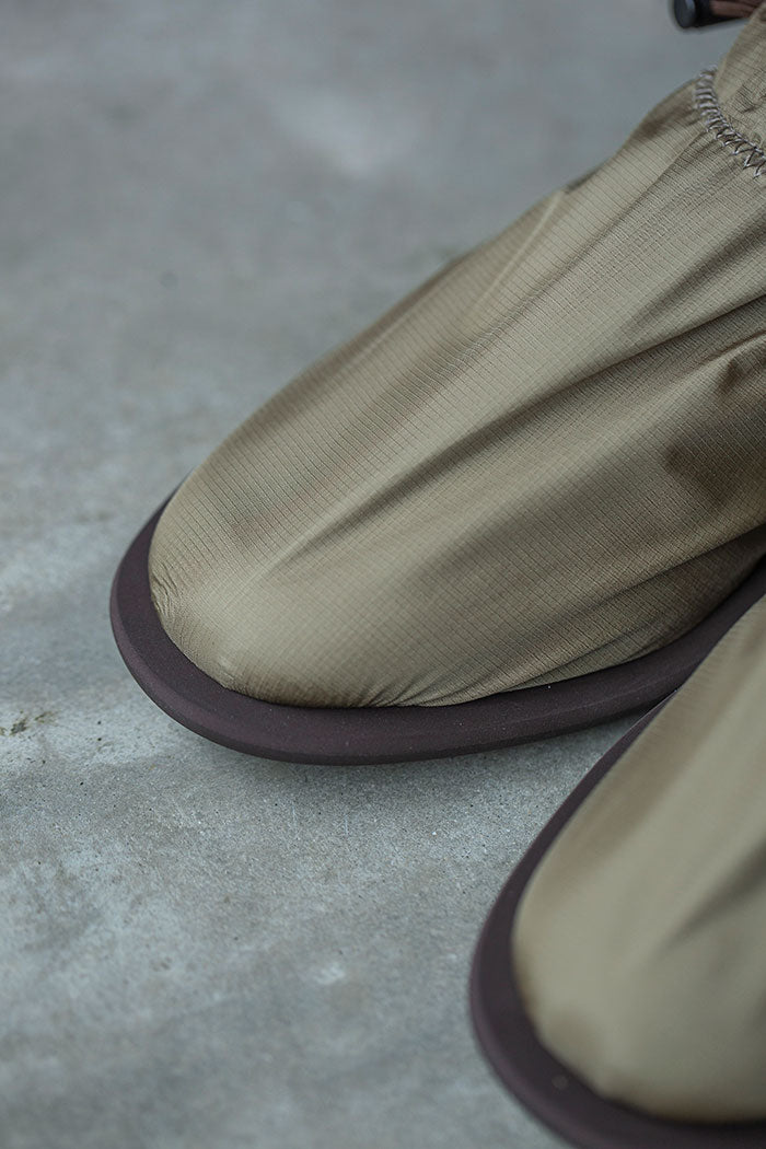 Hender Scheme schlaf pumps beige