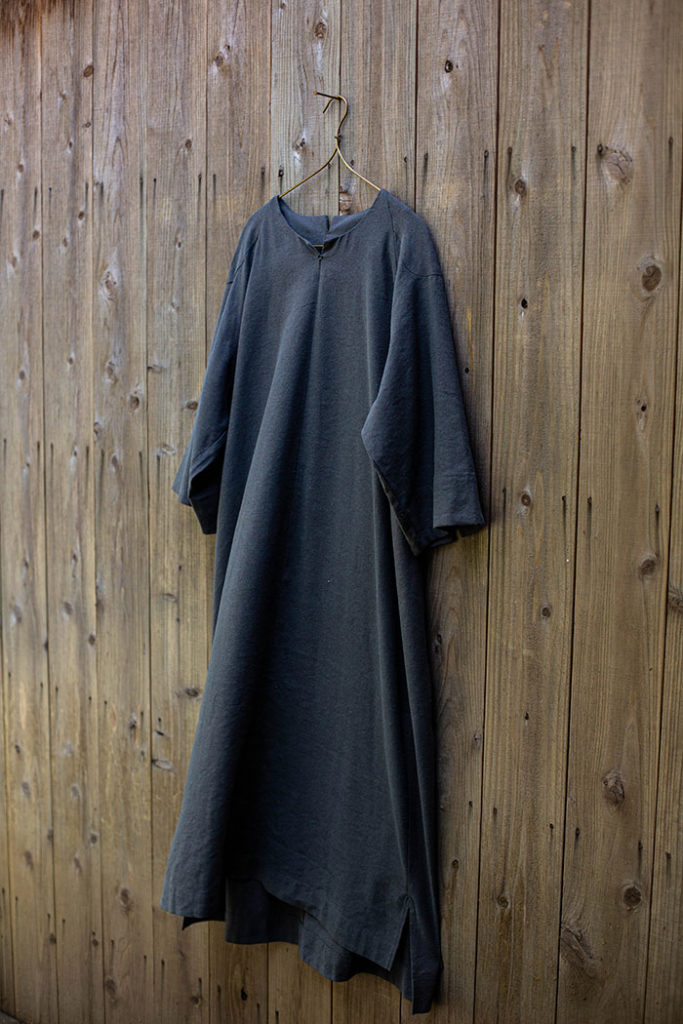 COSMIC WONDER Silk & Linen smock dress | うつしき